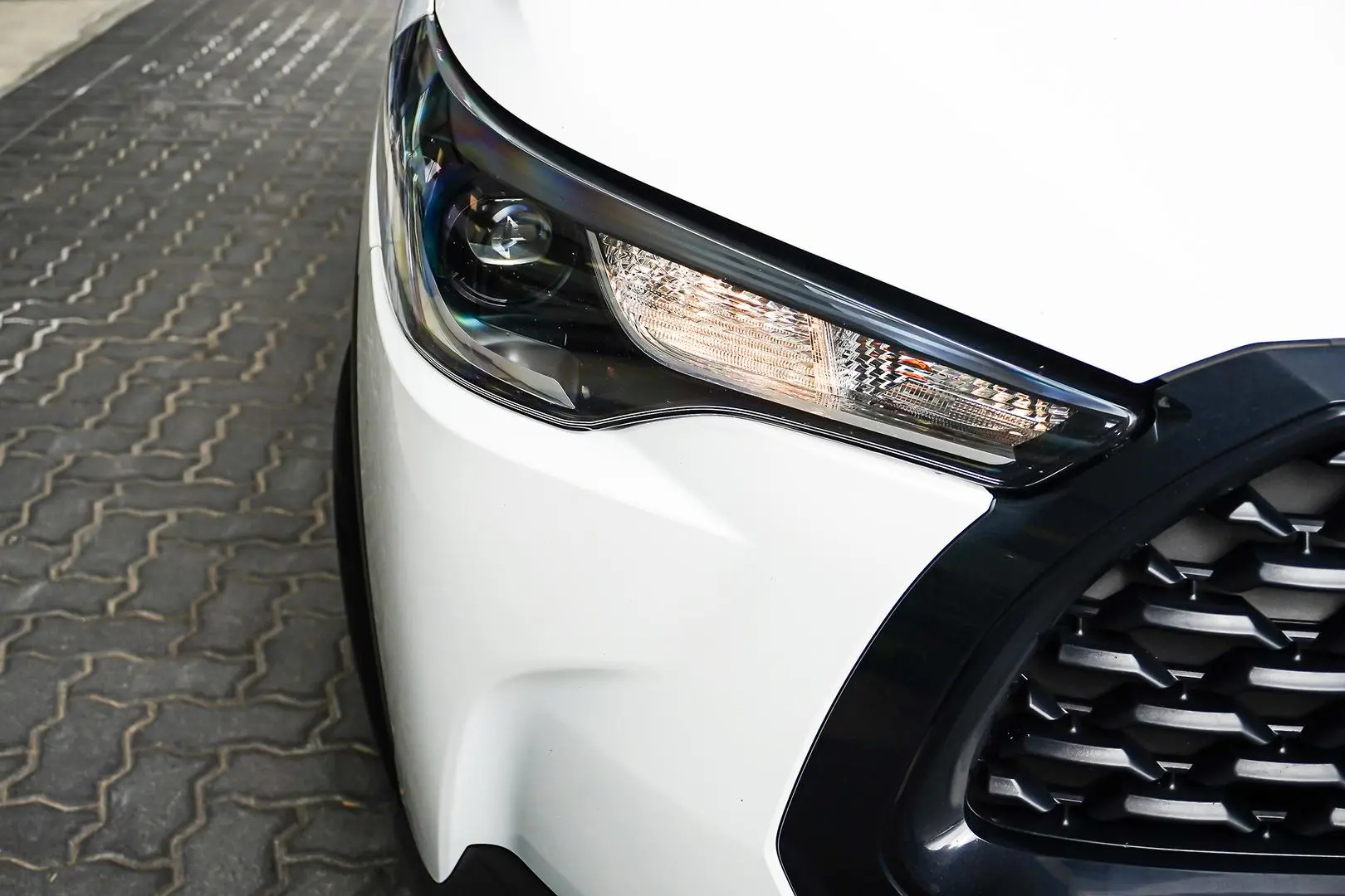 2023 Toyota Corolla Cross Gallery Image 13