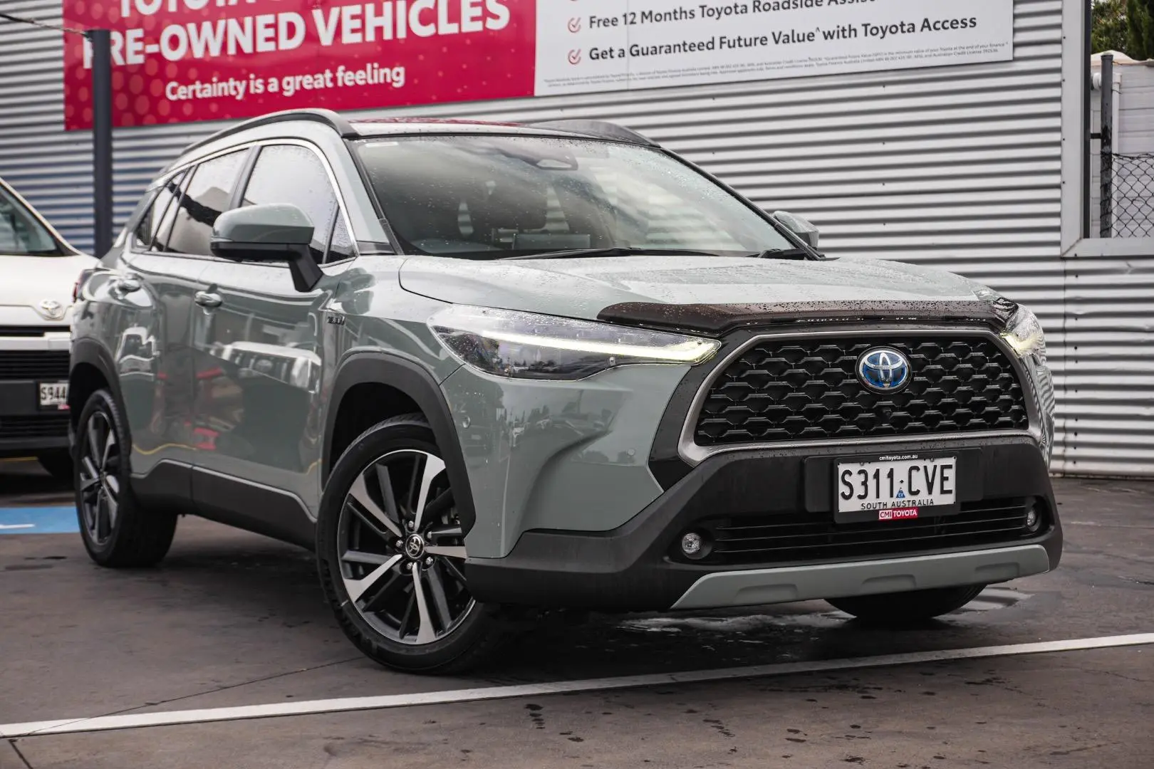 2023 Toyota Corolla Cross Gallery Image 2