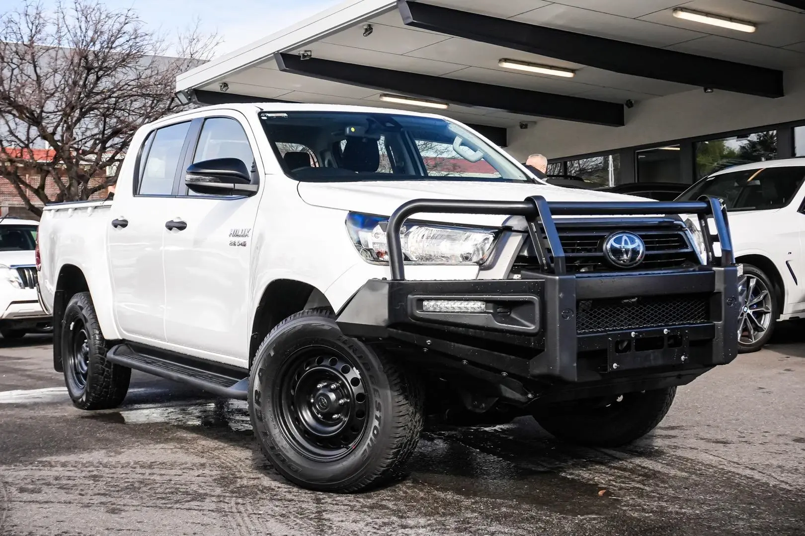 2021 Toyota Hilux Gallery Image 2