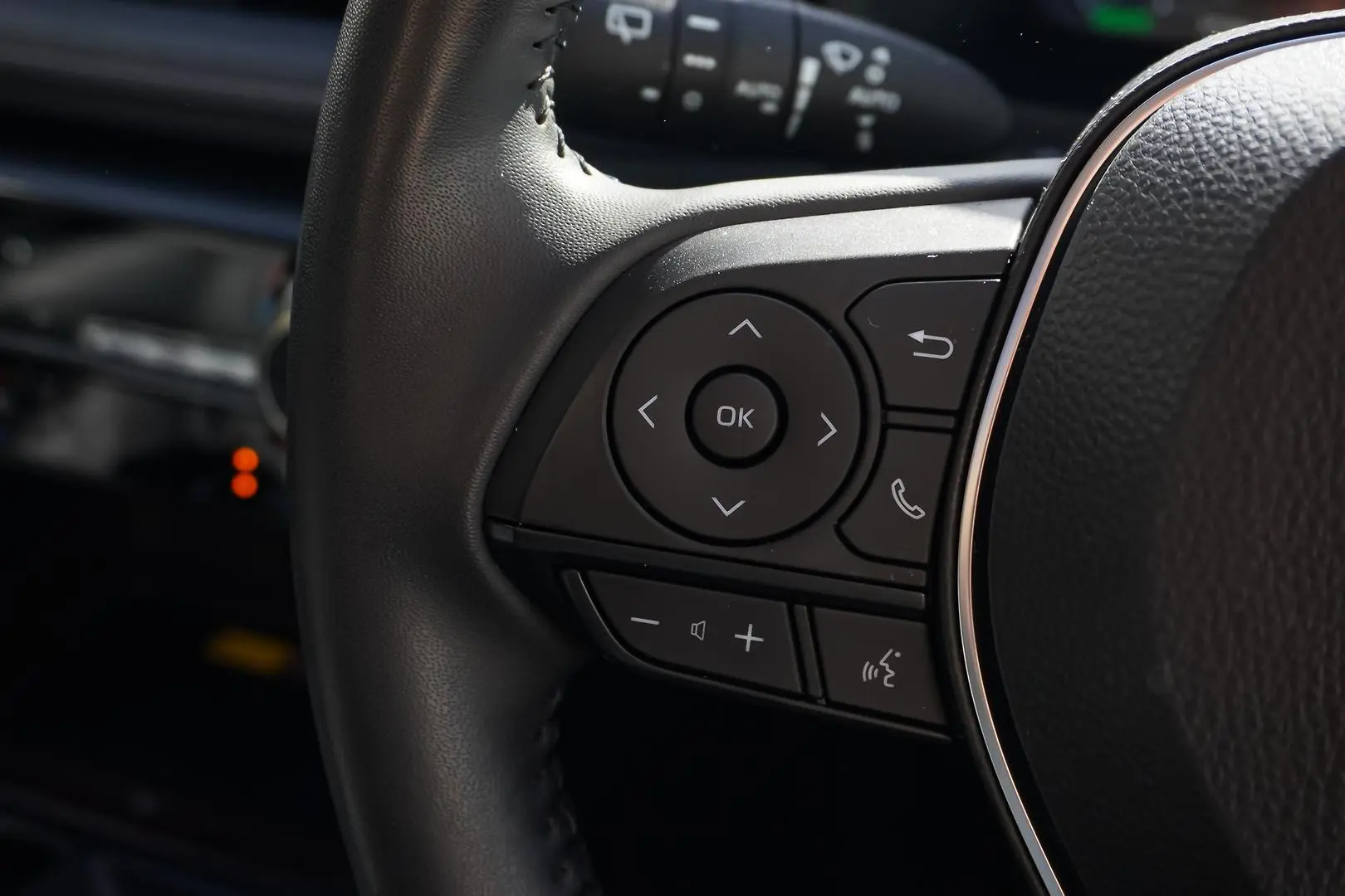 2024 Toyota RAV4 Gallery Image 18