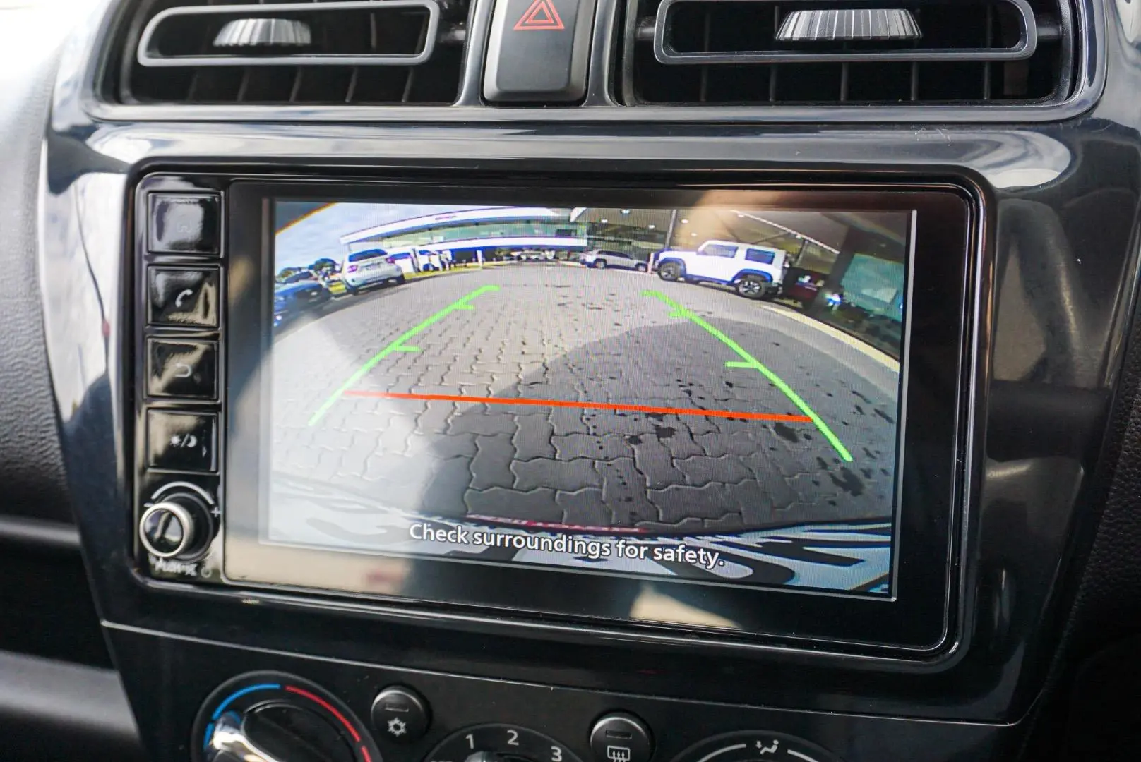 2021 Mitsubishi Mirage Gallery Image 21
