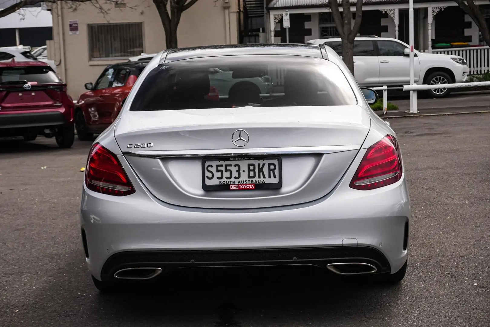 2016 Mercedes-Benz C-Class Gallery Image 5