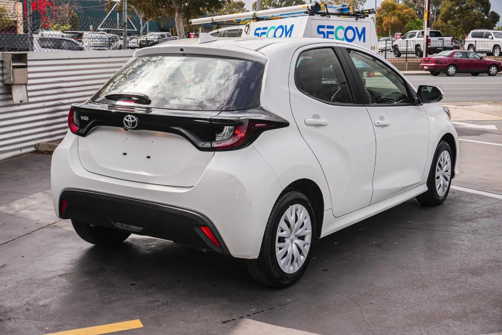 2023 Toyota Yaris Gallery Image 3