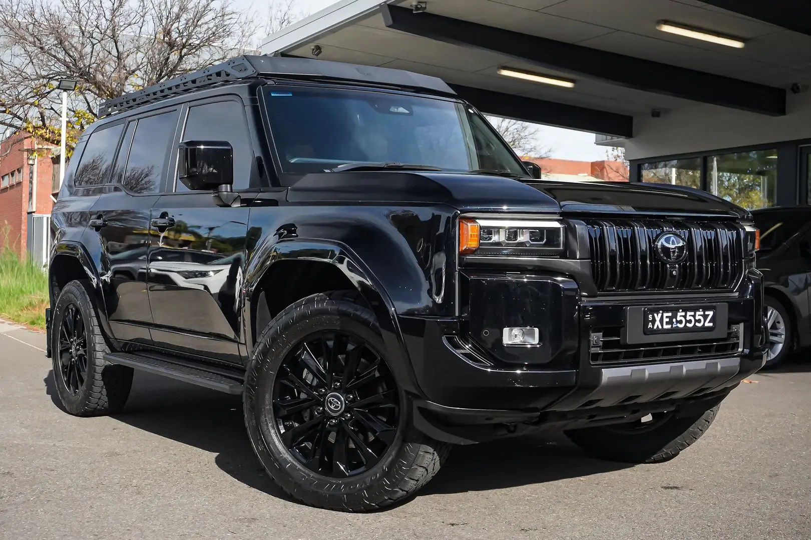 2024 Toyota Landcruiser Prado Gallery Image 2