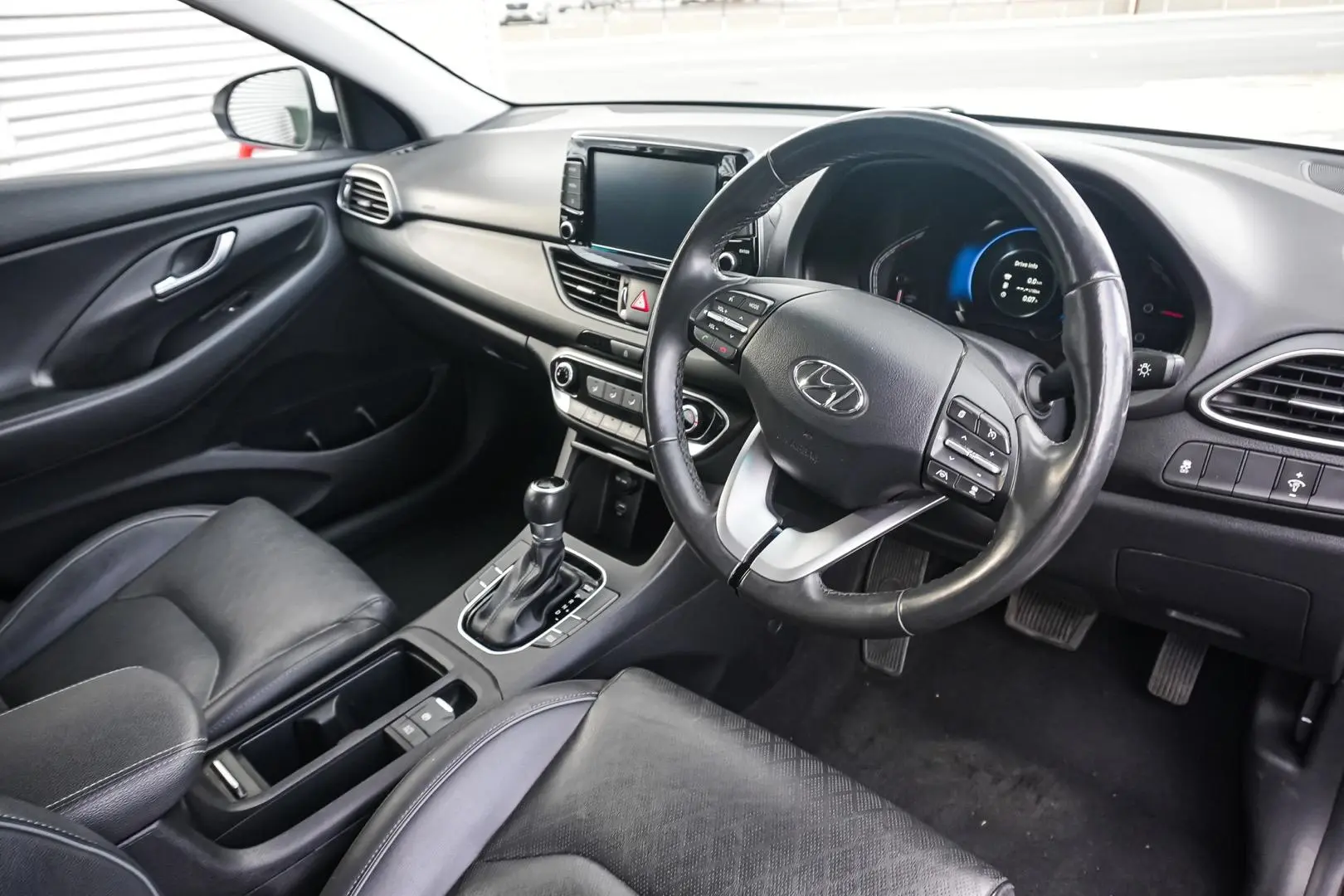2022 Hyundai i30 Gallery Image 7