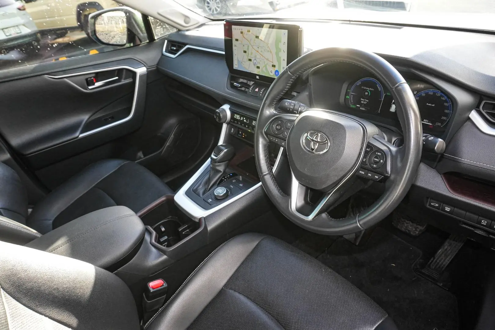 2023 Toyota RAV4 Gallery Image 7
