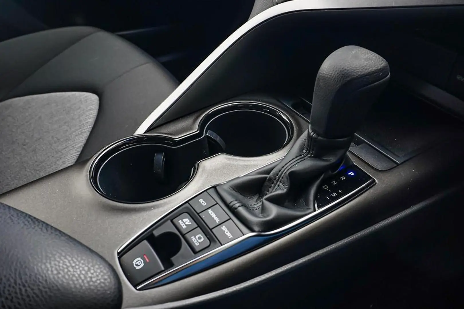 2021 Toyota Camry Gallery Image 18