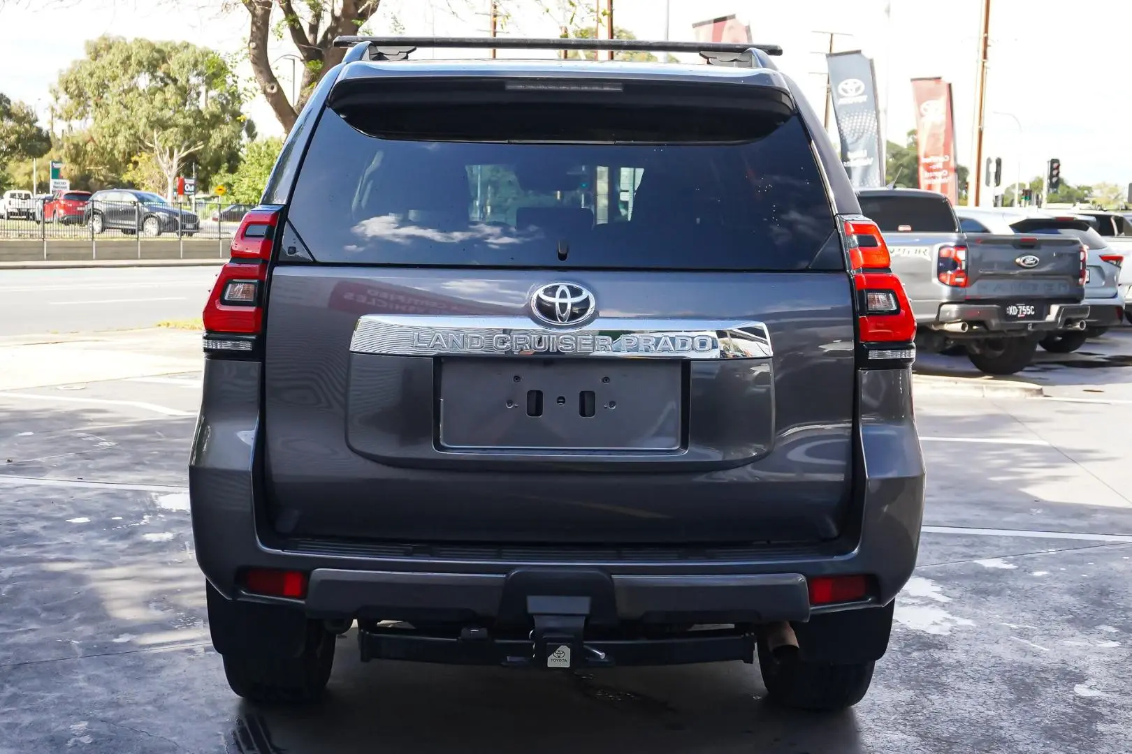 2021 Toyota Landcruiser Prado Gallery Image 6