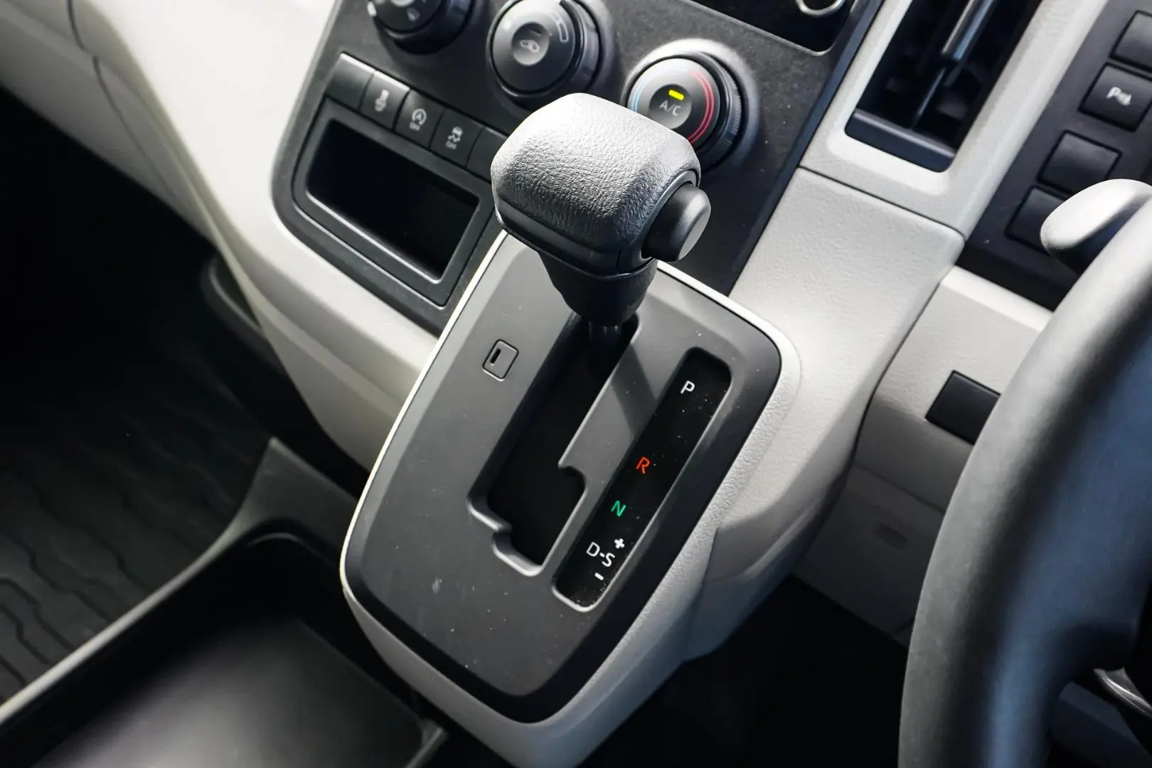 2025 Toyota Hiace Gallery Image 14