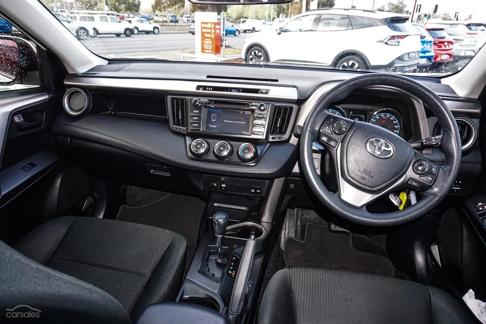 2018 Toyota RAV4 Image 8