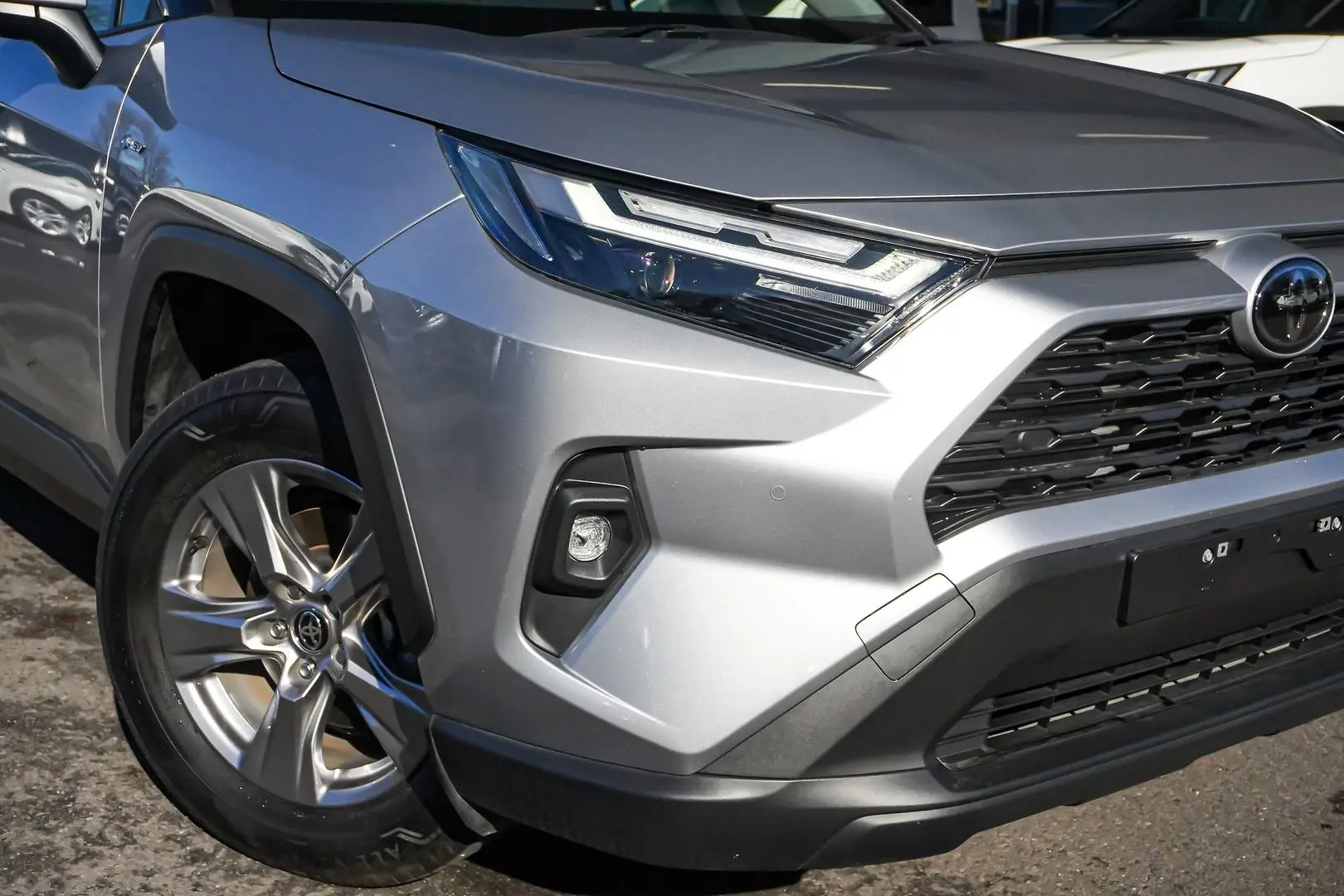 2025 Toyota RAV4 Gallery Image 12