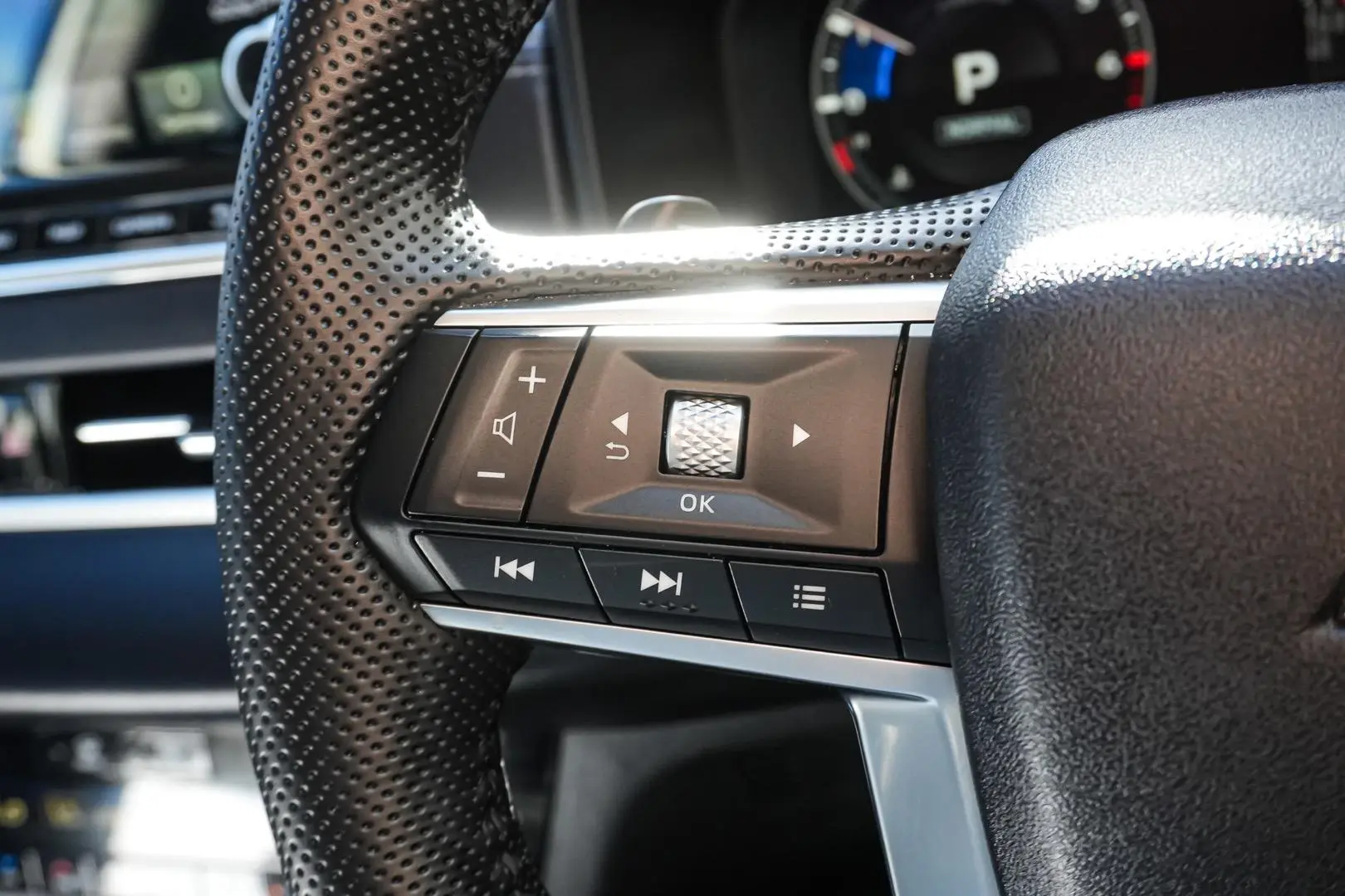 2023 Mitsubishi Outlander Gallery Image 21