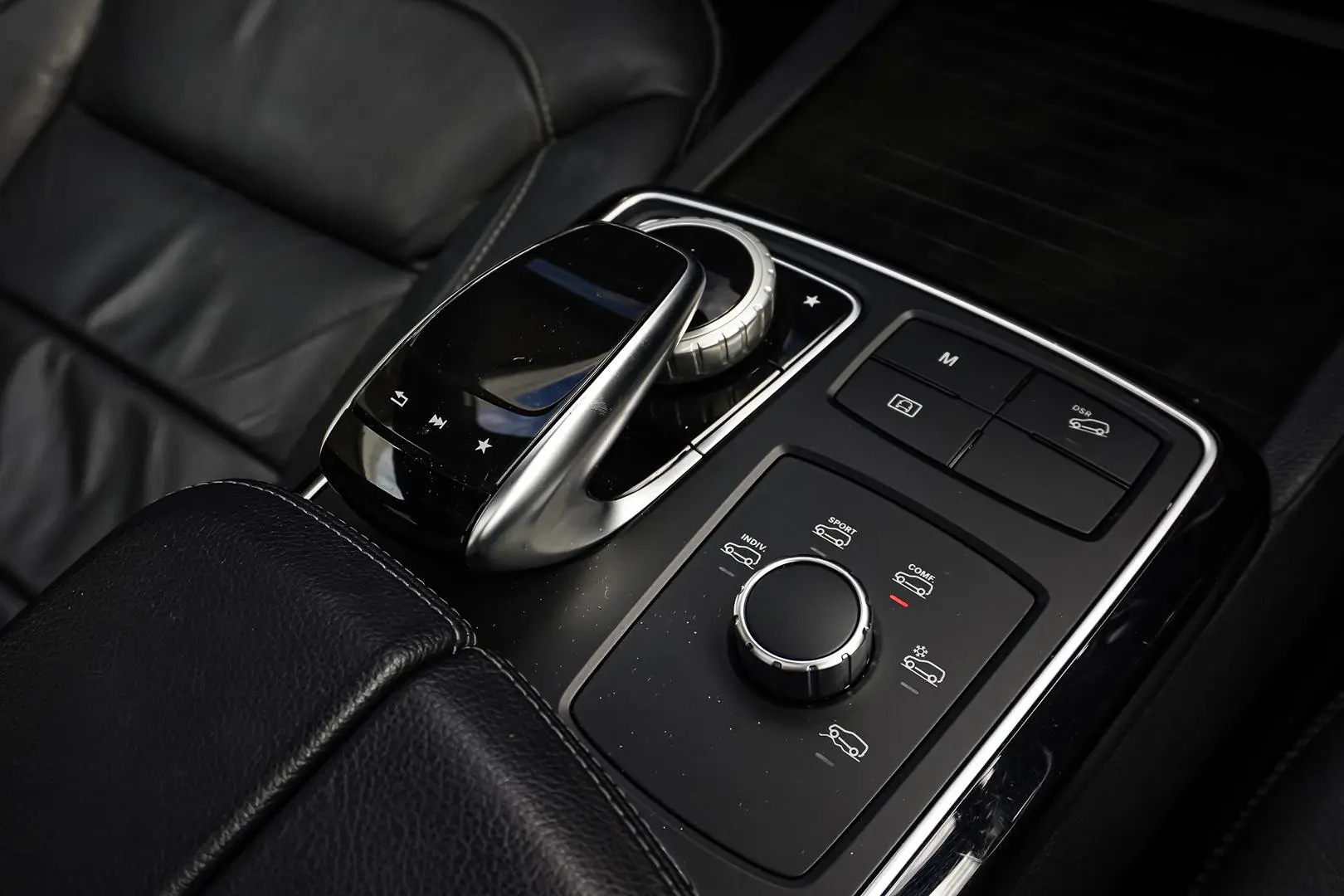 2017 Mercedes-Benz GLE-Class Gallery Image 18