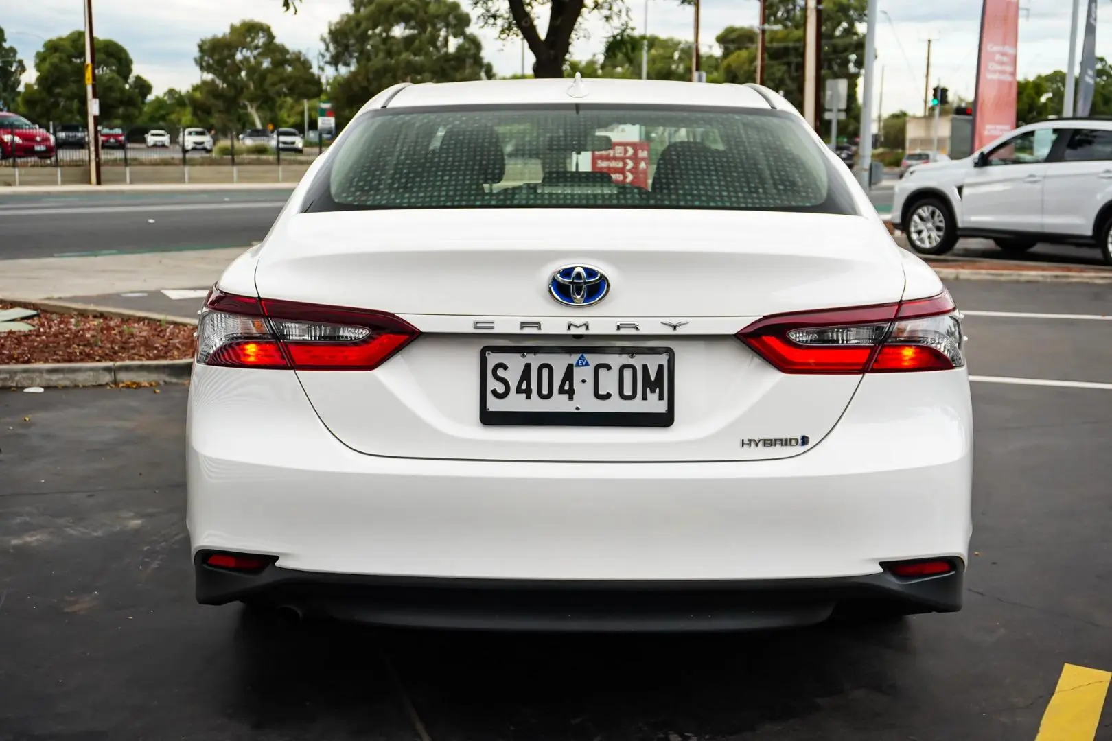 2021 Toyota Camry Gallery Image 6