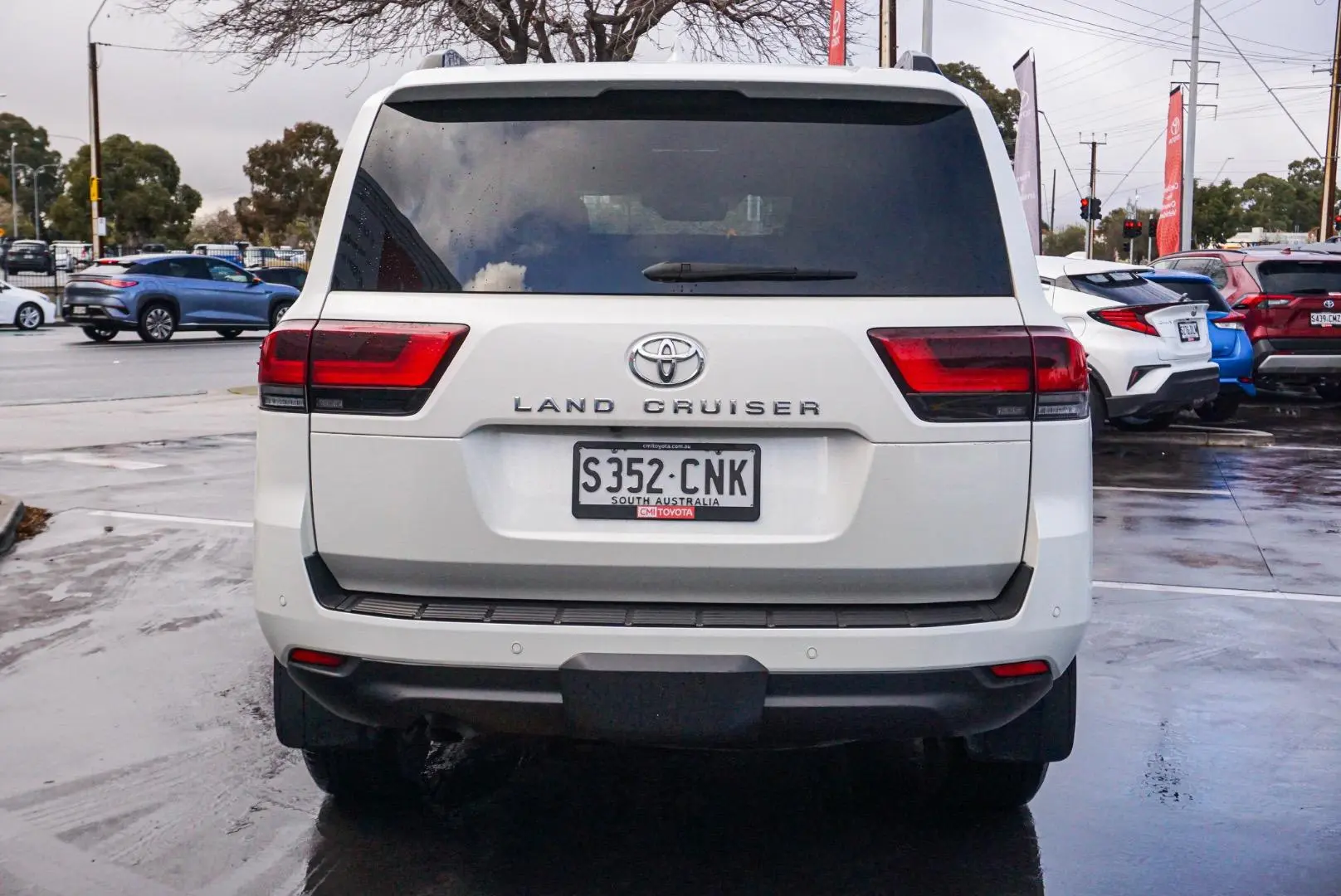 2021 Toyota Landcruiser Gallery Image 6