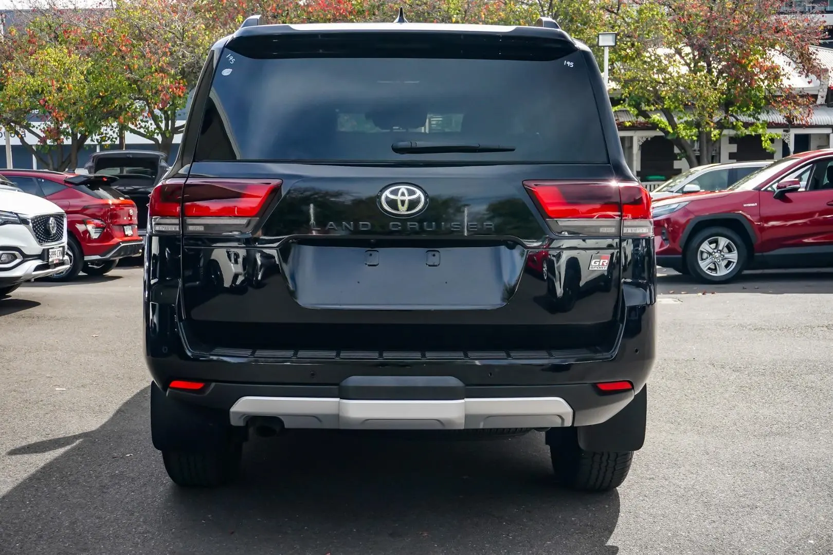 2023 Toyota Landcruiser Gallery Image 6