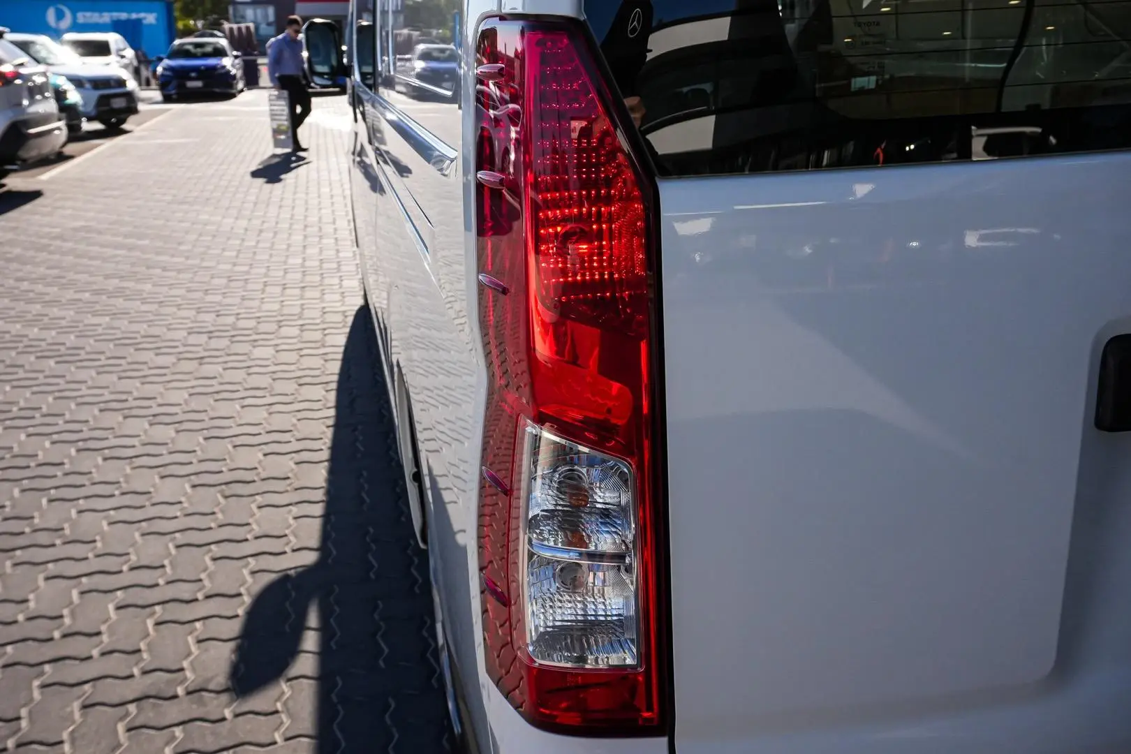 2020 Toyota Hiace Gallery Image 10