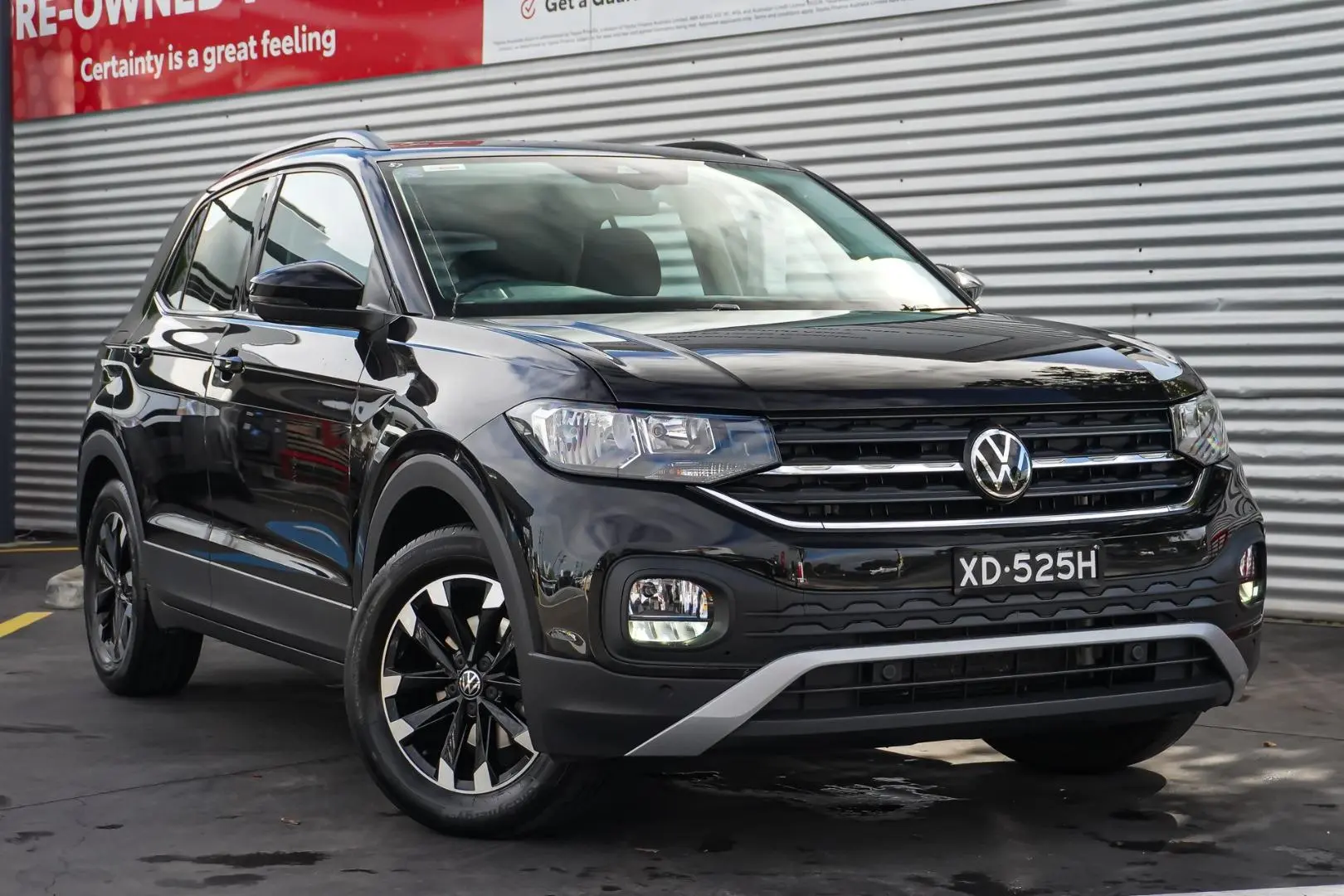 2023 Volkswagen T-Cross Gallery Image 2