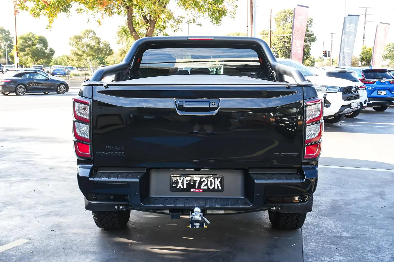 2025 Isuzu D-MAX Gallery Image 6