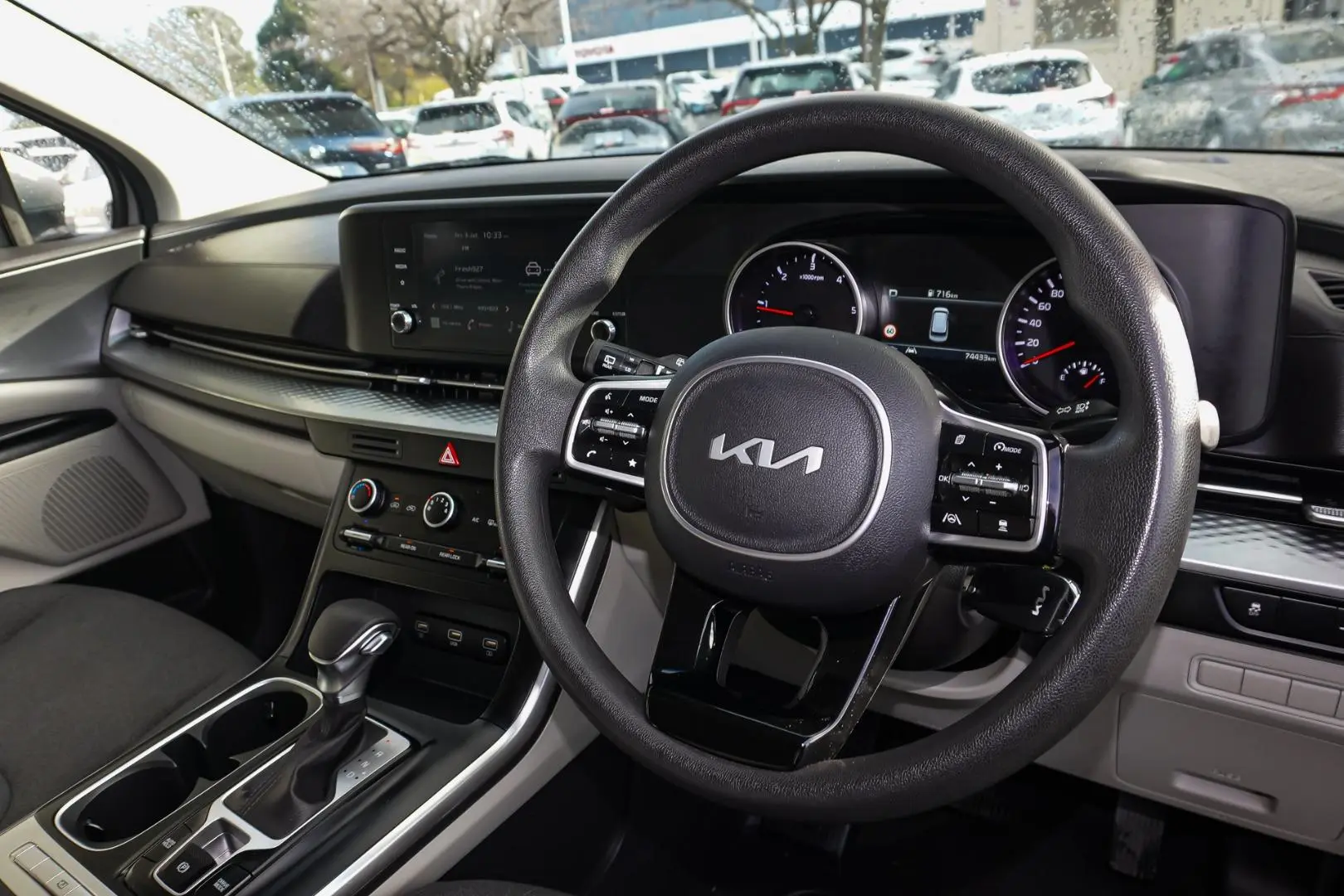 2022 Kia Carnival Gallery Image 6