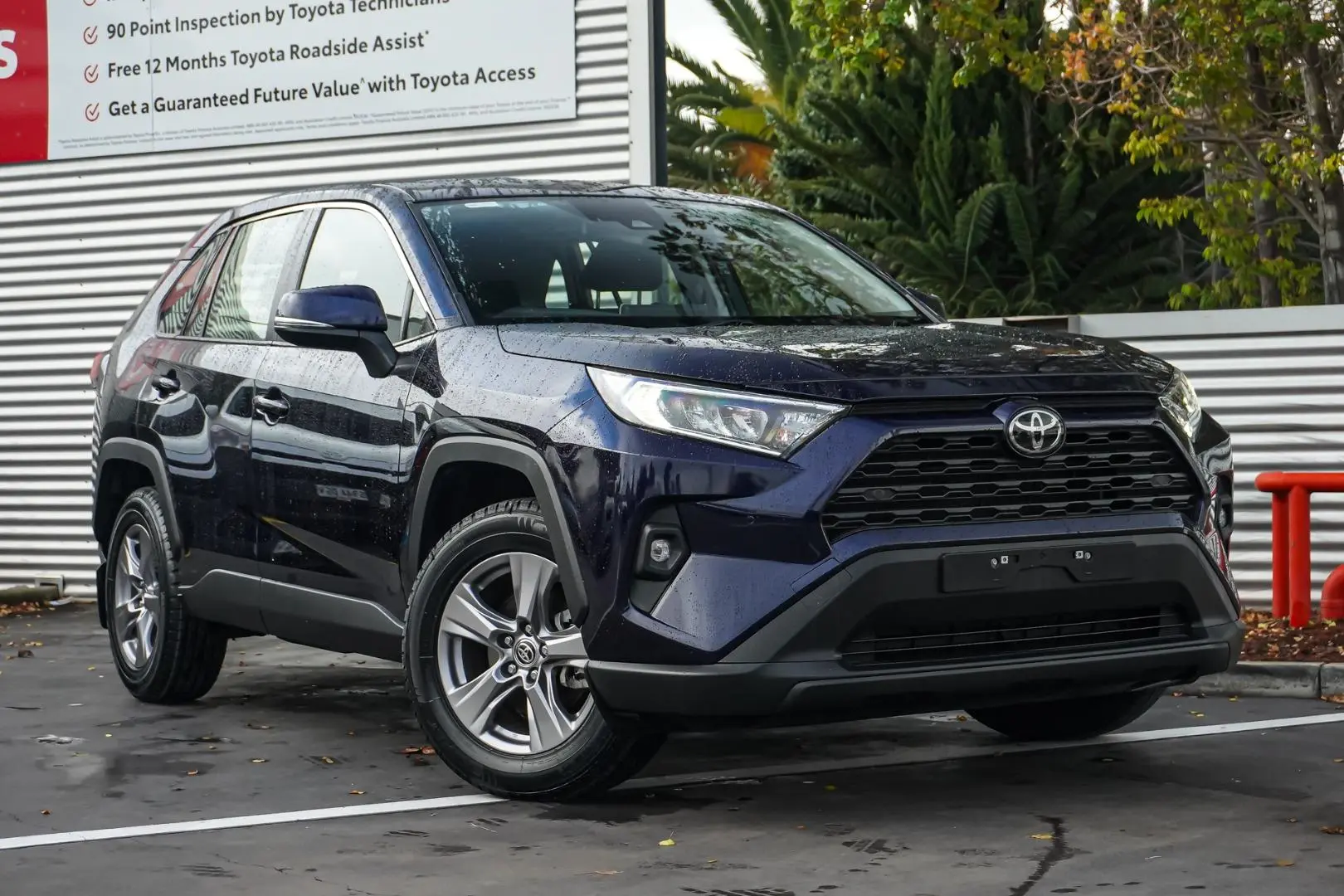 2024 Toyota RAV4 Gallery Image 2