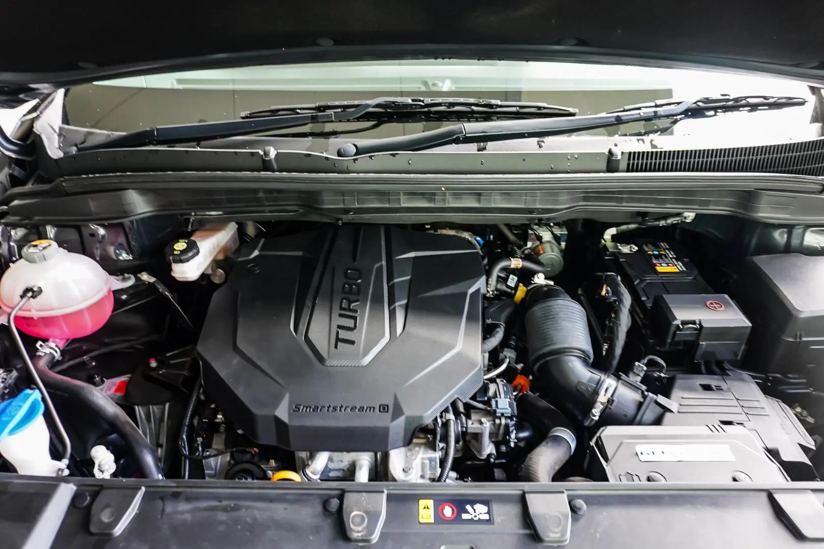 2022 Kia Carnival Gallery Image 24