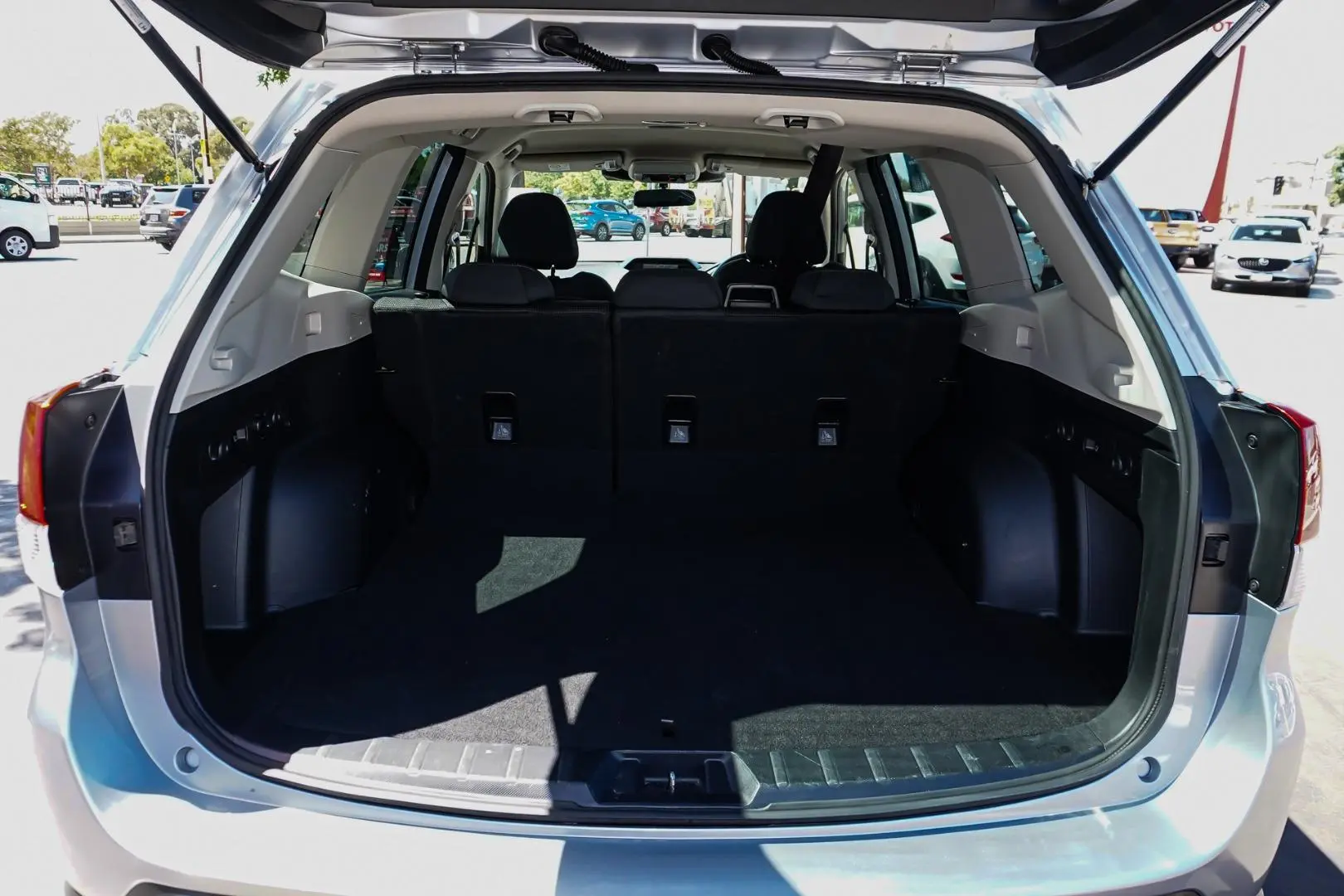 2023 Subaru Forester Gallery Image 10