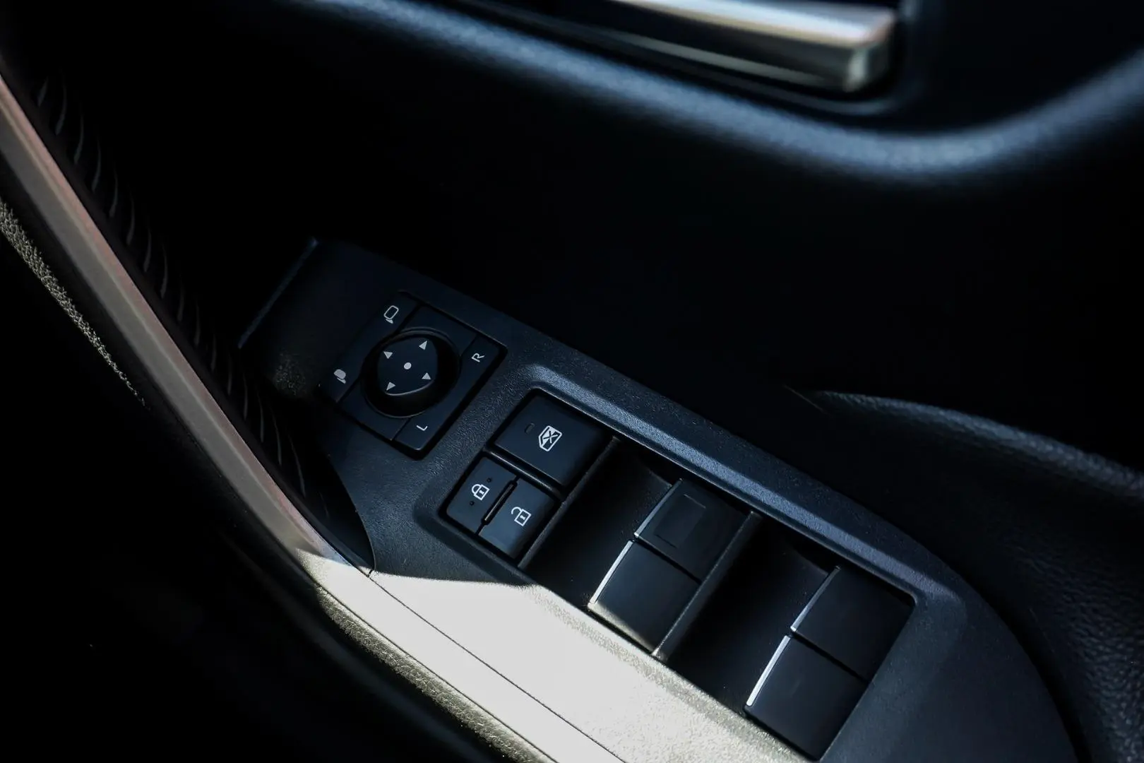 2023 Toyota RAV4 Gallery Image 19