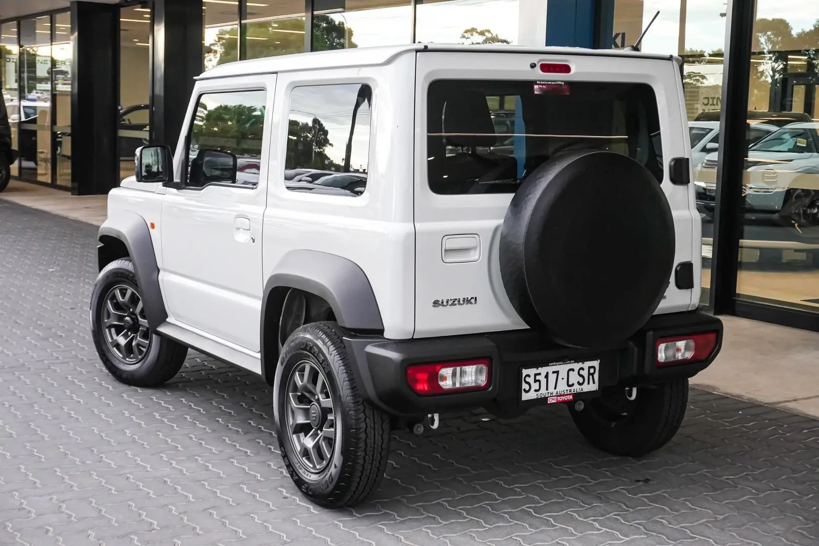 2022 Suzuki Jimny Gallery Image 3