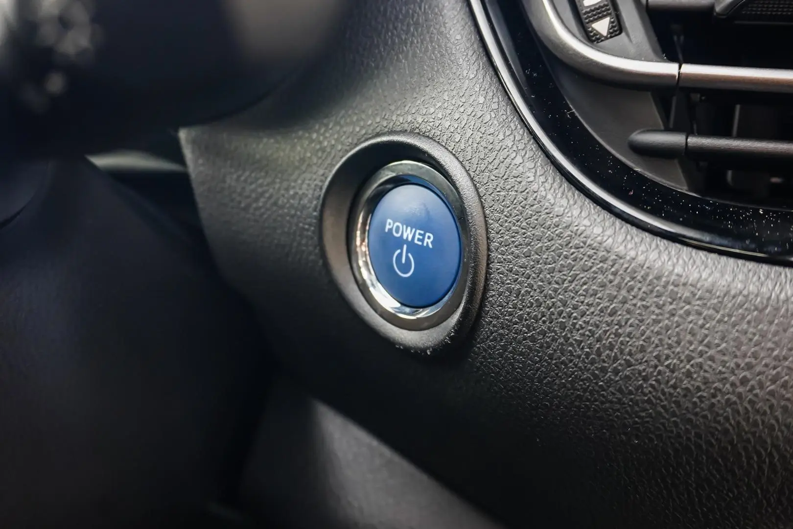 2021 Toyota C-HR Gallery Image 24