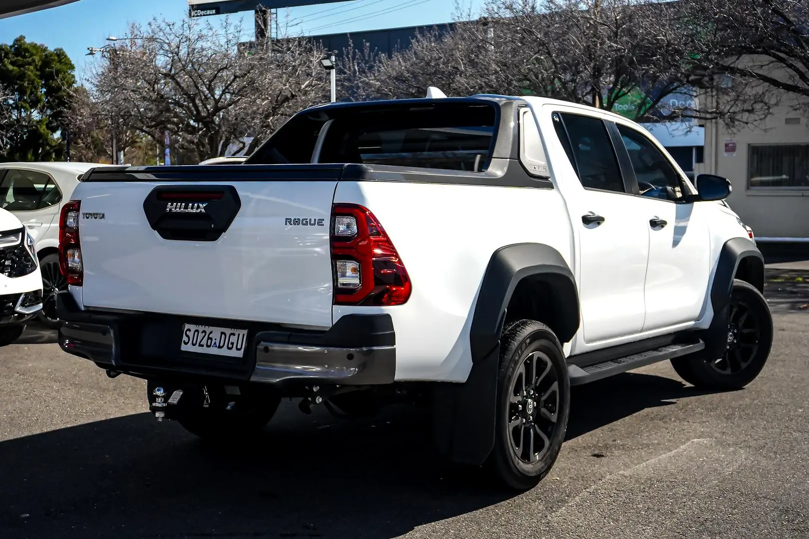 2025 Toyota Hilux Gallery Image 3