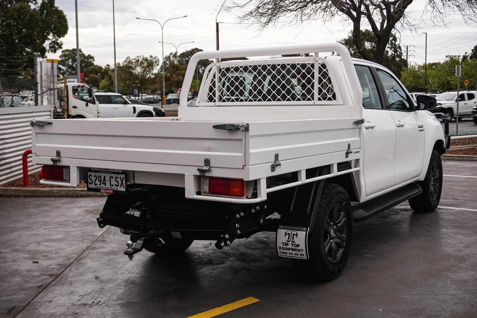 2022 Toyota Hilux Gallery Image 3
