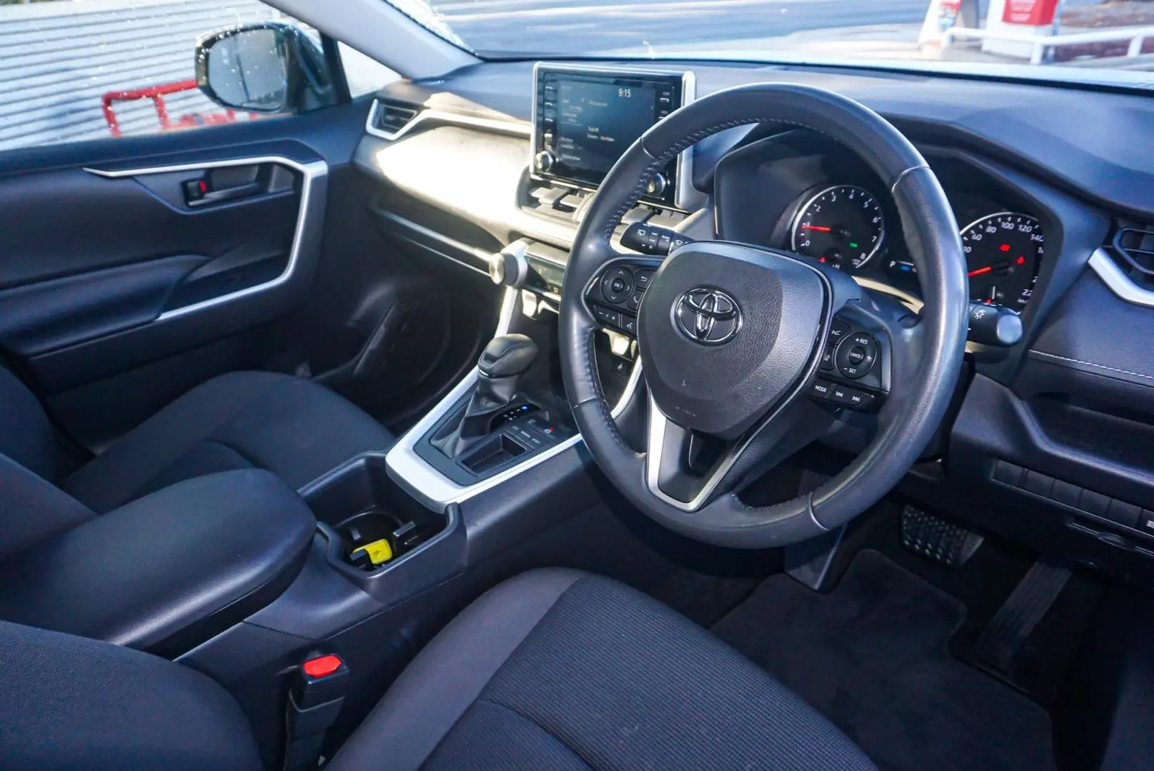2022 Toyota RAV4 Gallery Image 7