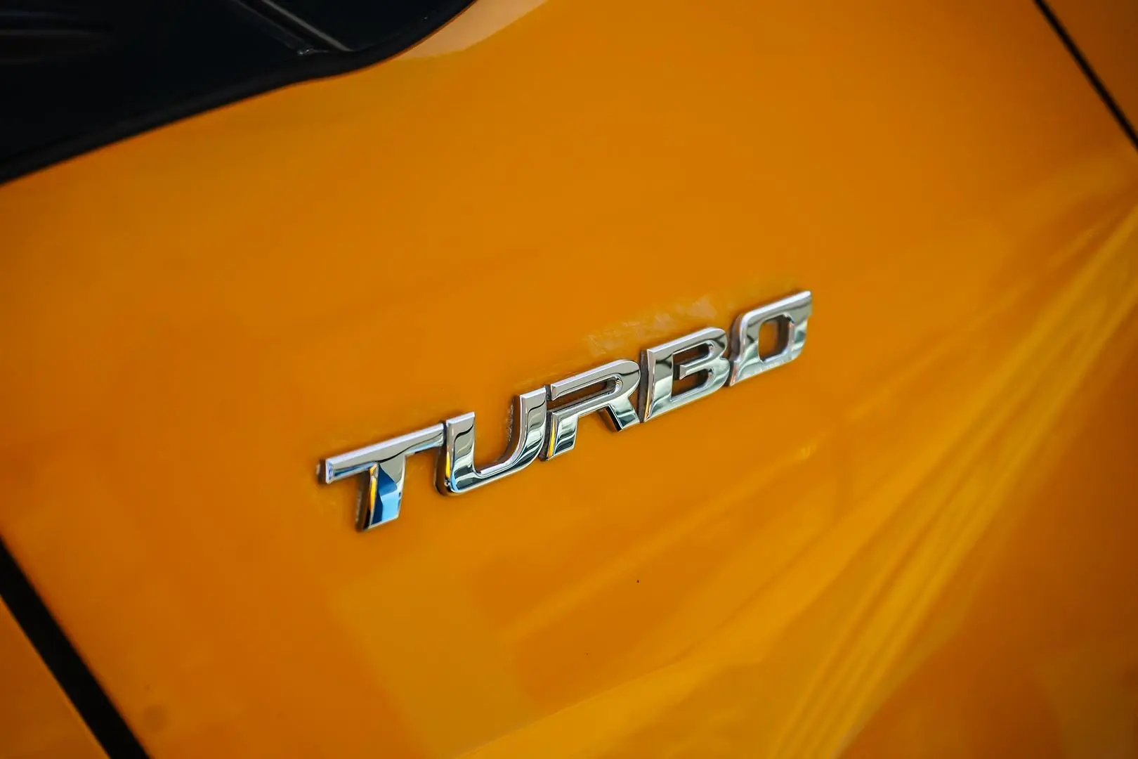 2023 Toyota C-HR Gallery Image 17