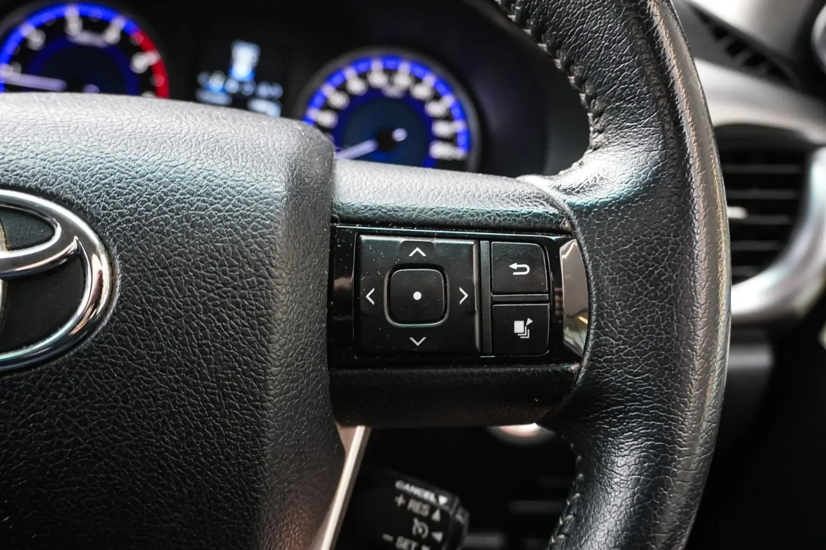 2018 Toyota Hilux Gallery Image 19