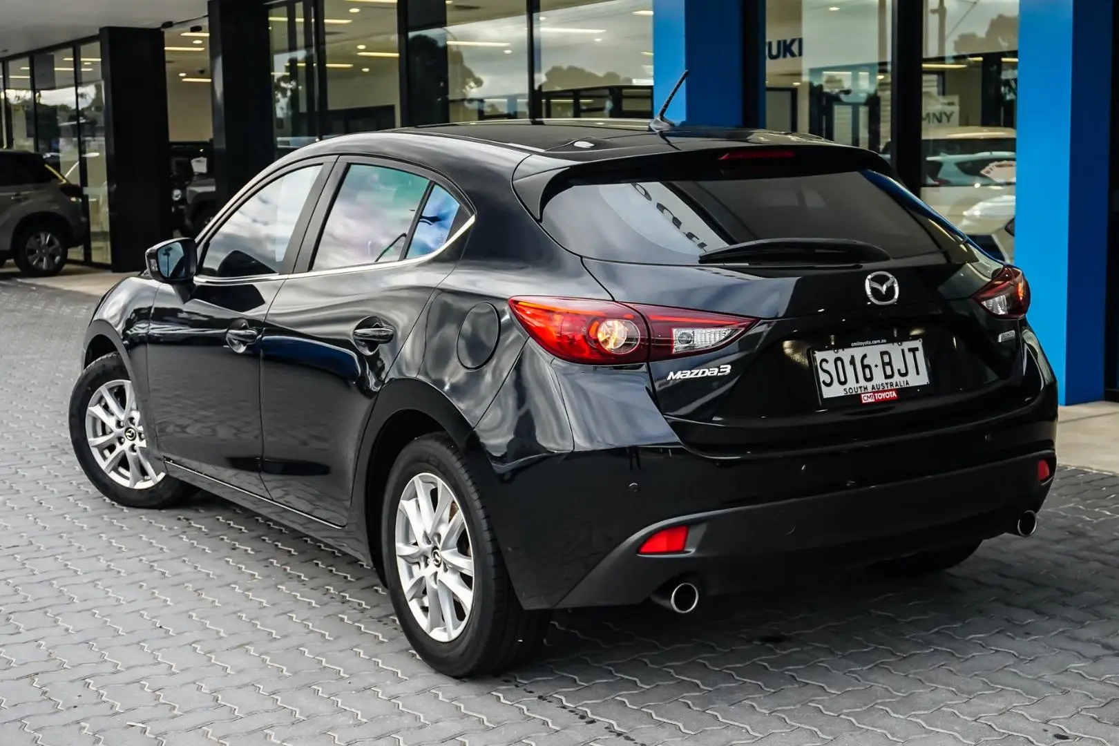 2015 Mazda 3 Gallery Image 2