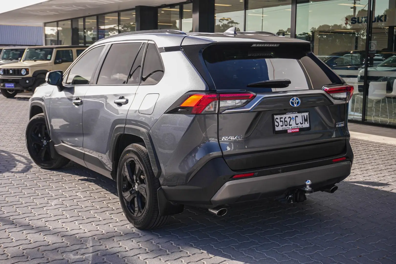 2021 Toyota RAV4 Gallery Image 3