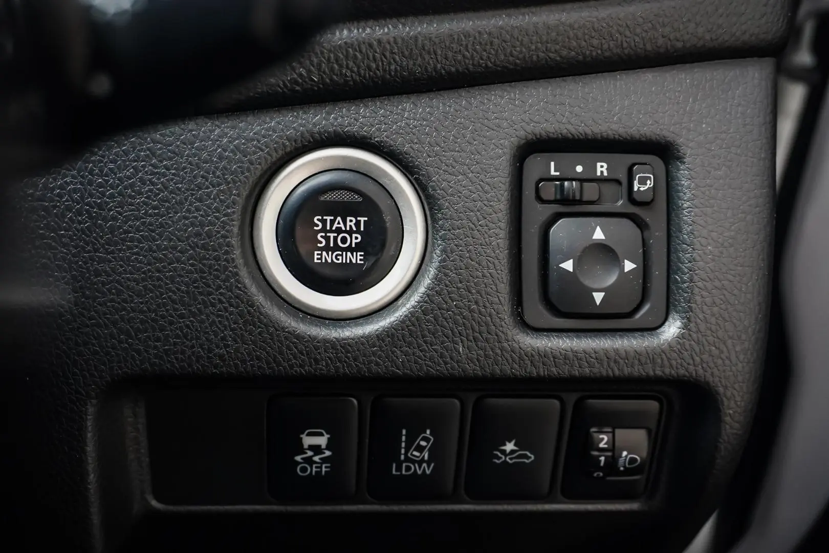 2021 Mitsubishi Triton Gallery Image 26