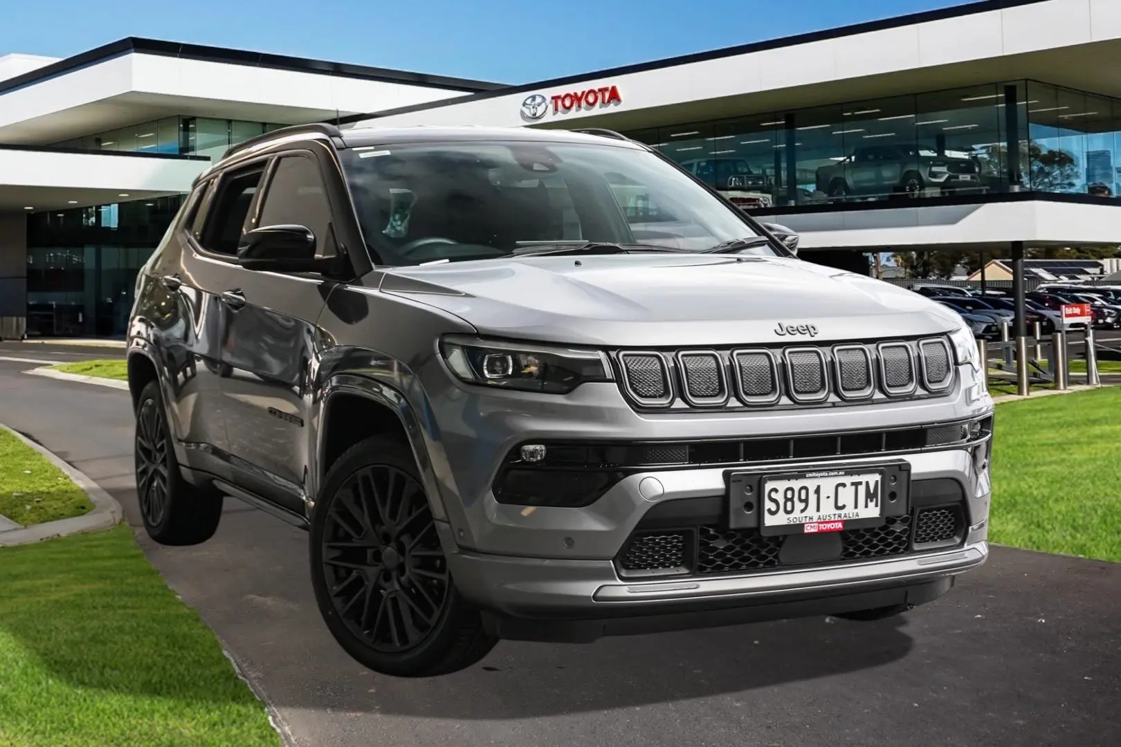 2022 Jeep Compass Gallery Image 1