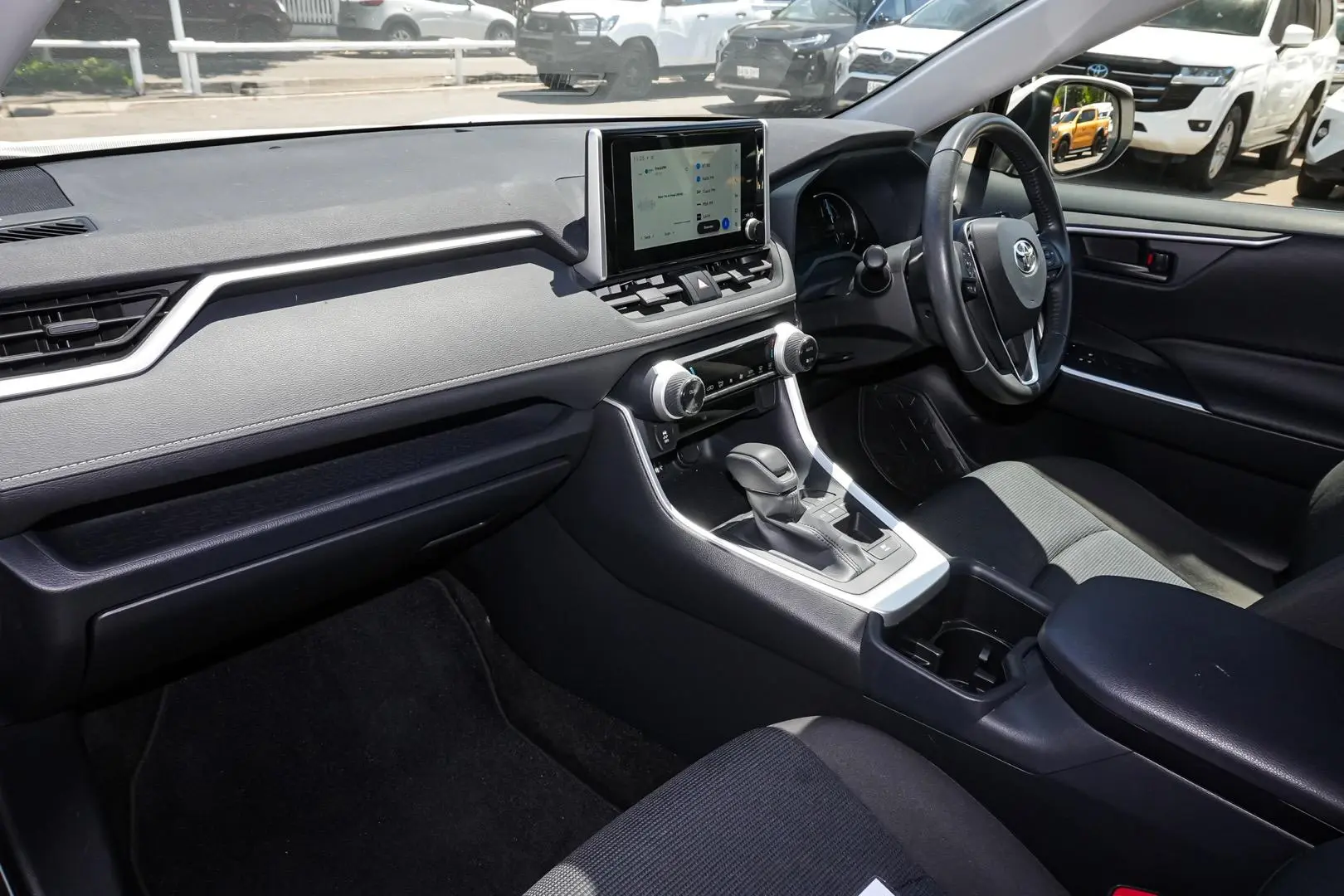 2023 Toyota RAV4 Gallery Image 10