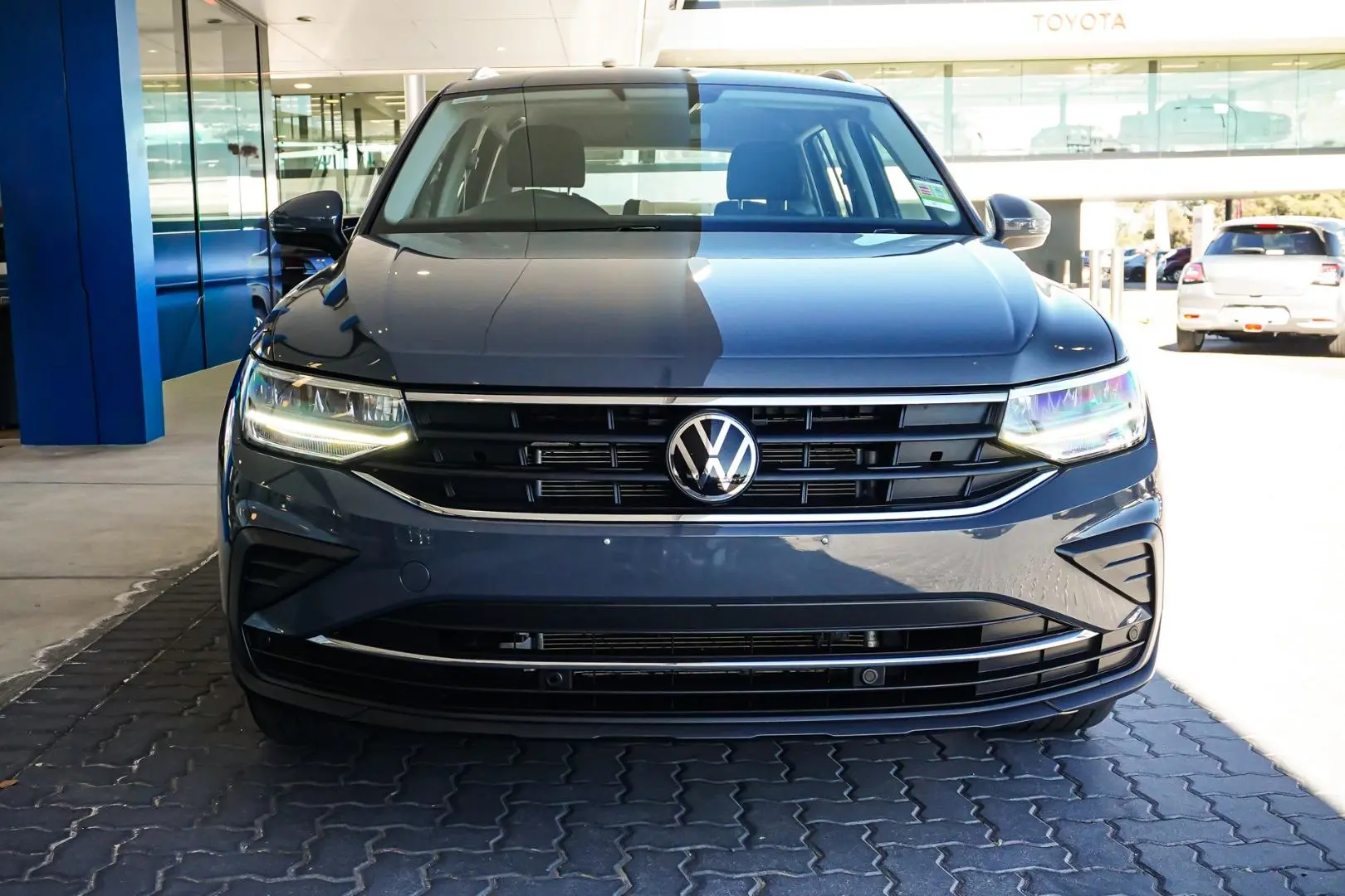 2023 Volkswagen Tiguan Gallery Image 5