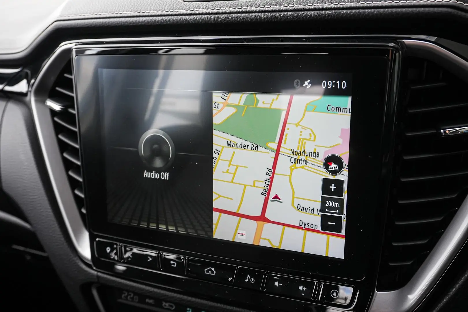 2020 Isuzu D-MAX Gallery Image 23