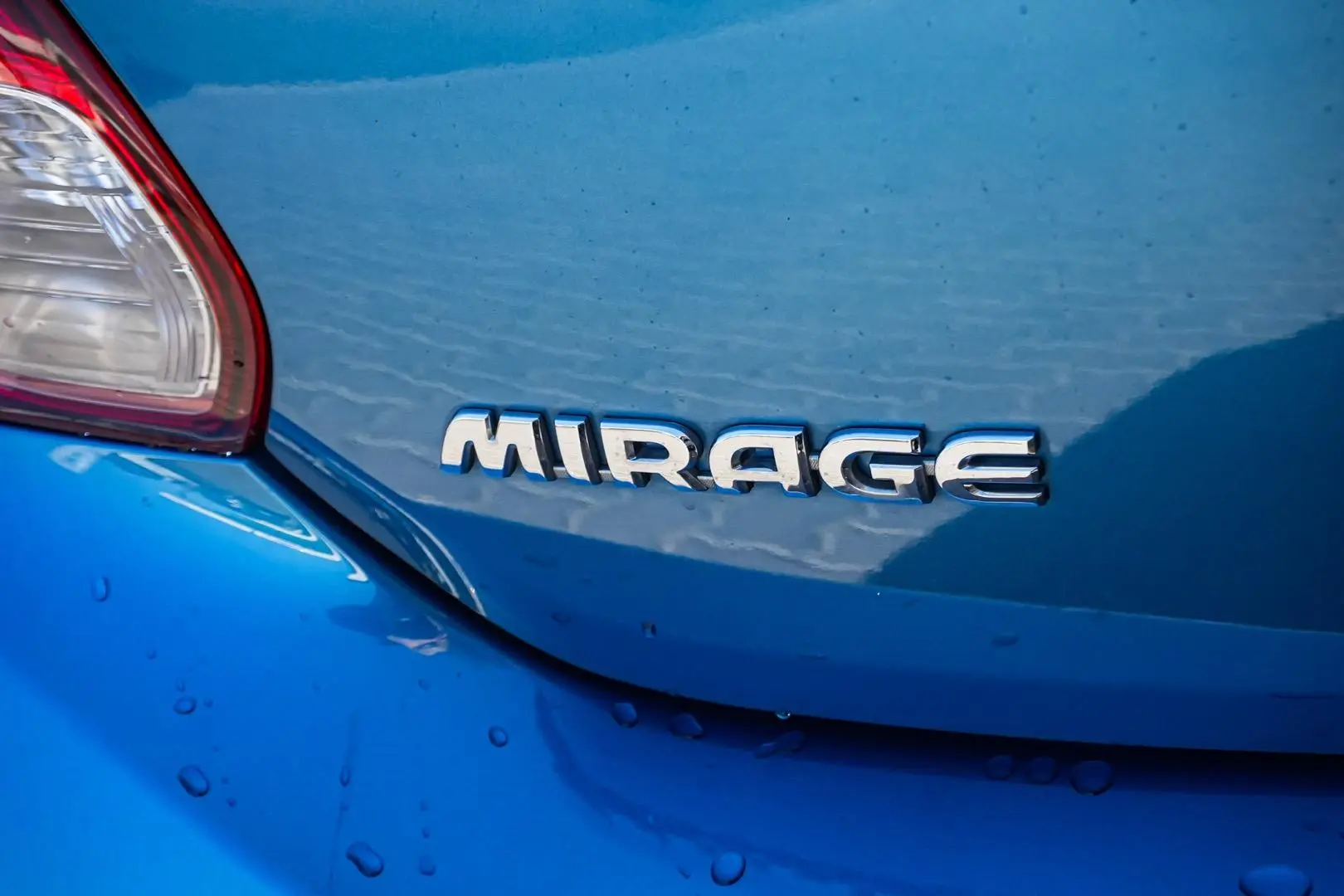 2021 Mitsubishi Mirage Gallery Image 9