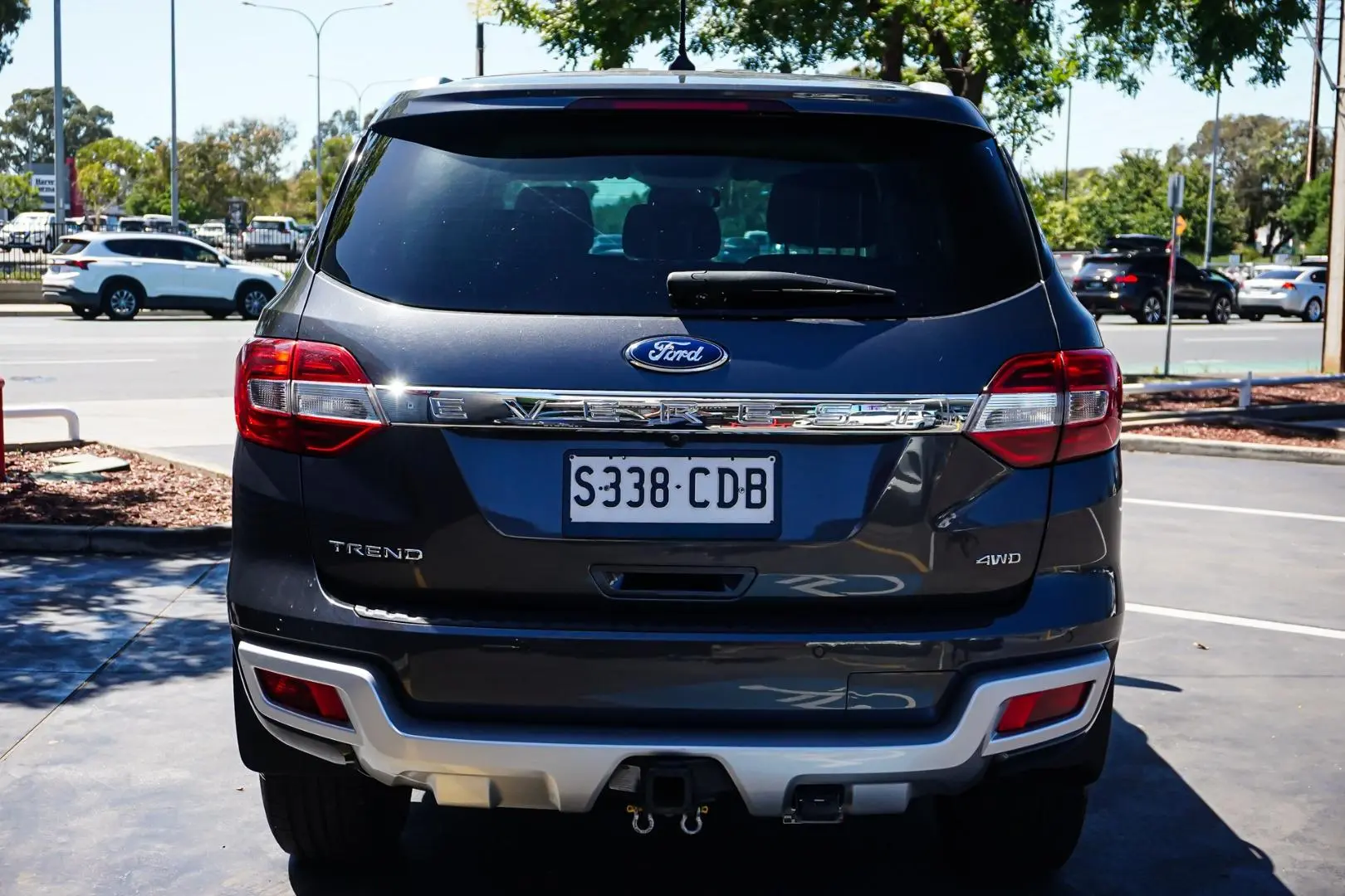 2019 Ford Everest Gallery Image 5