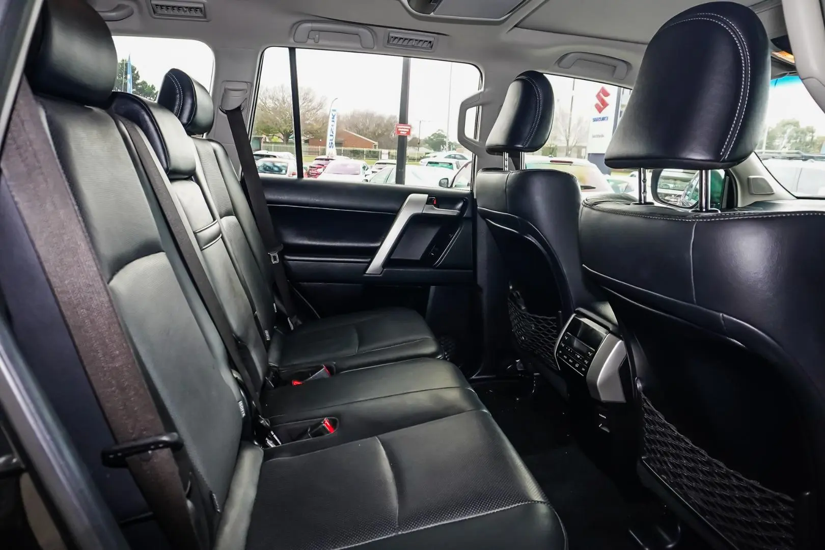 2021 Toyota Landcruiser Prado Gallery Image 7
