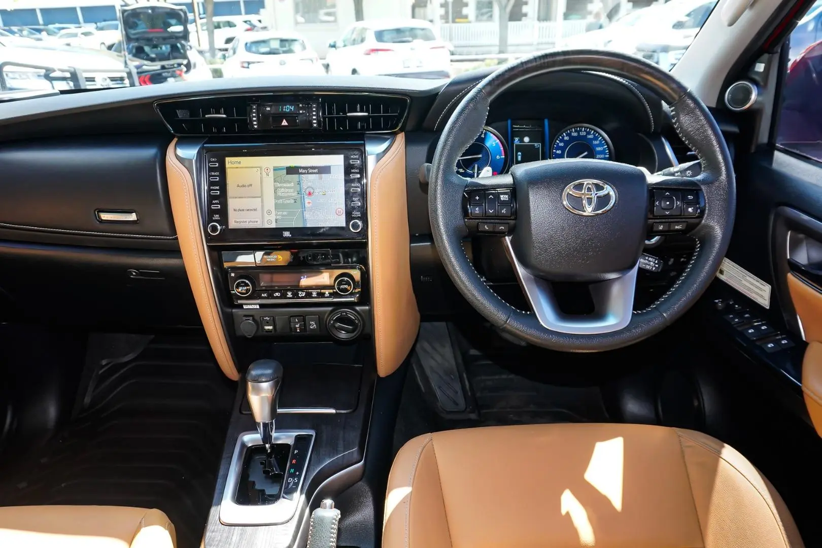 2021 Toyota Fortuner Gallery Image 9