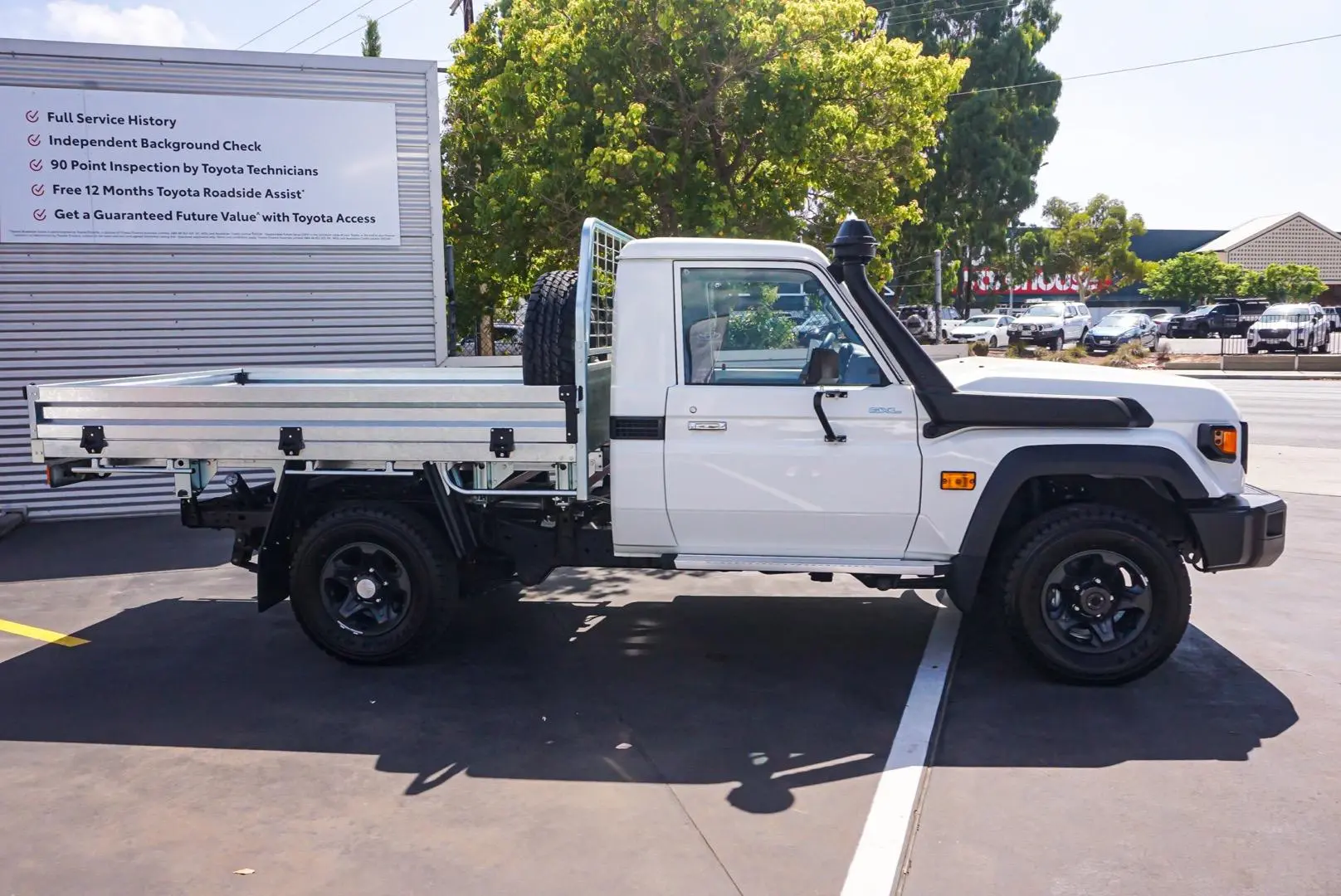 2024 Toyota Landcruiser Gallery Image 4