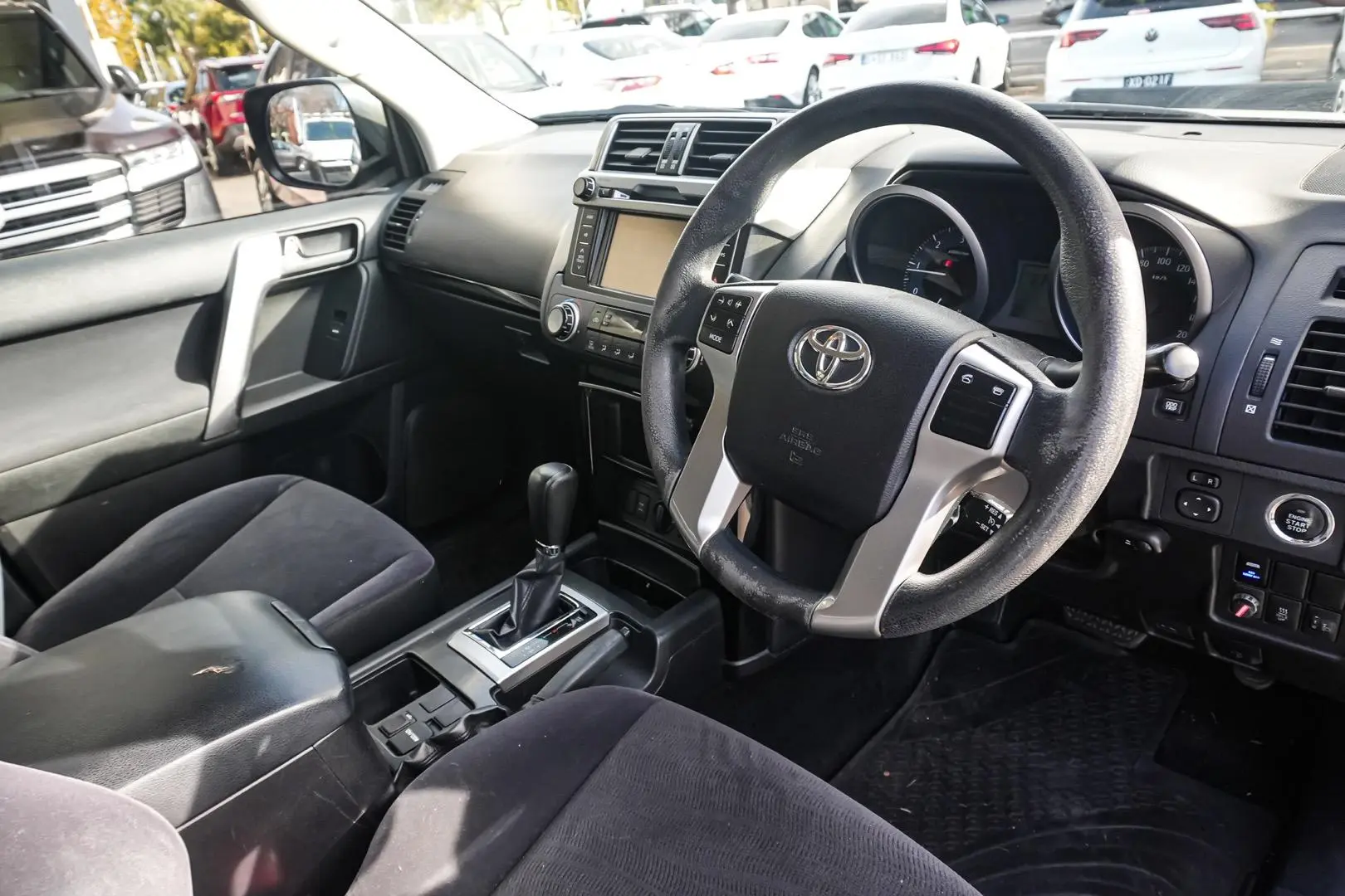 2015 Toyota Landcruiser Prado Gallery Image 6