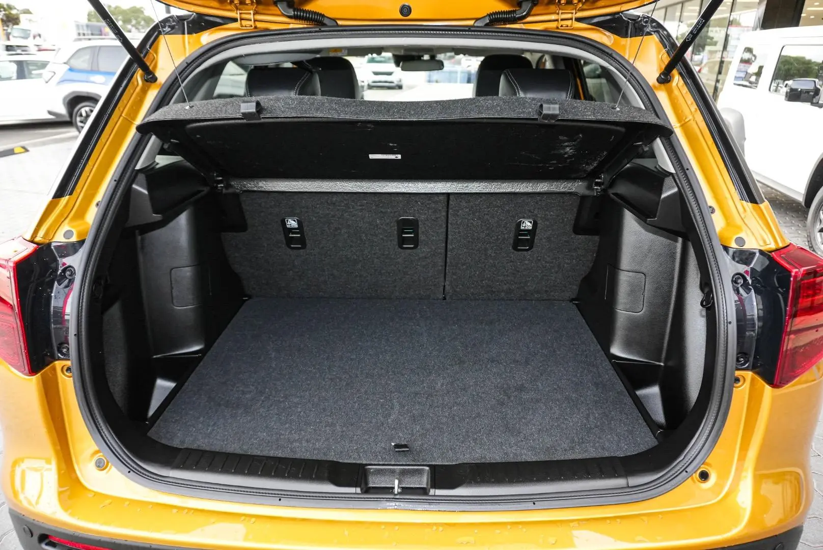 2023 Suzuki Vitara Gallery Image 11