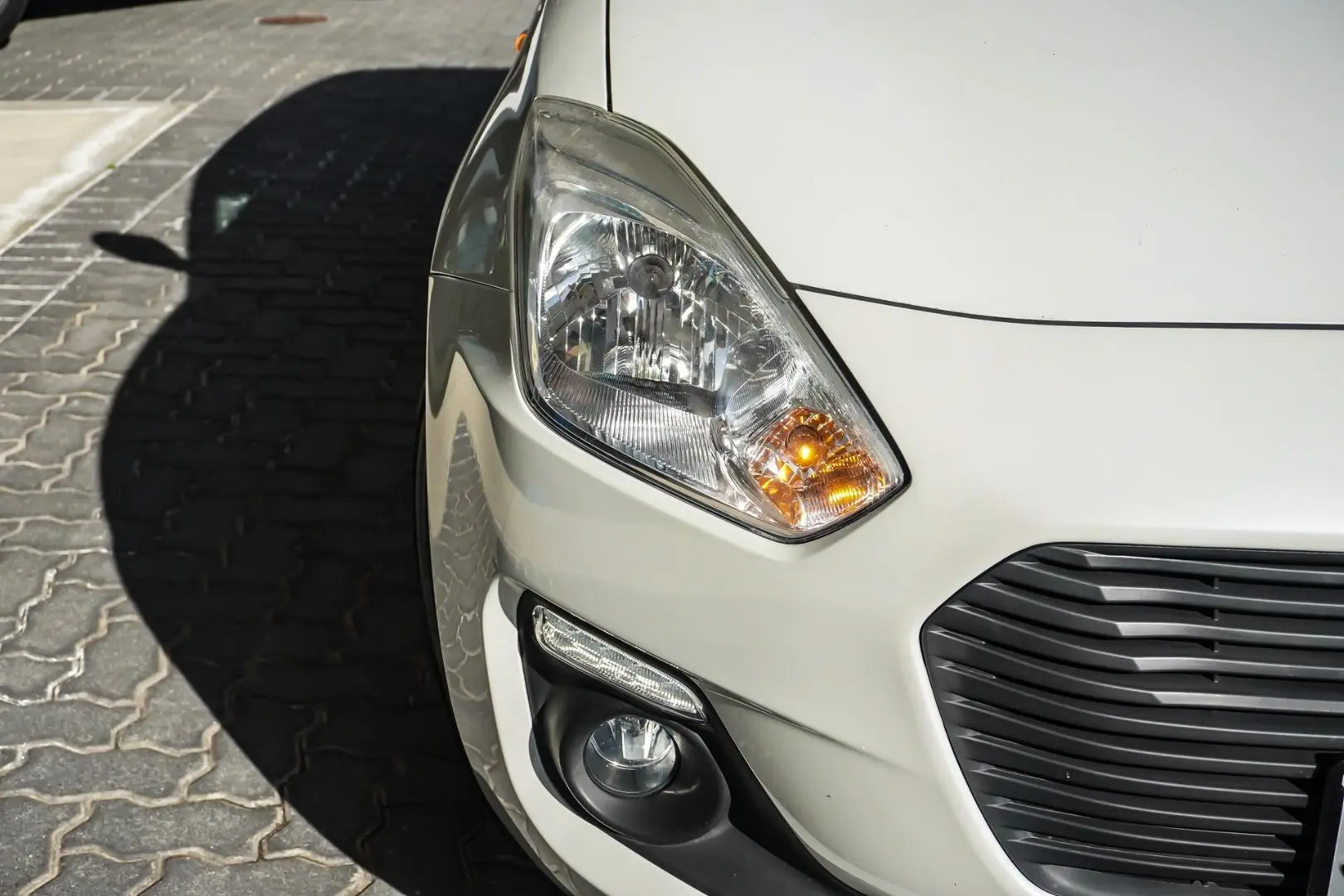 2020 Suzuki Swift Gallery Image 13
